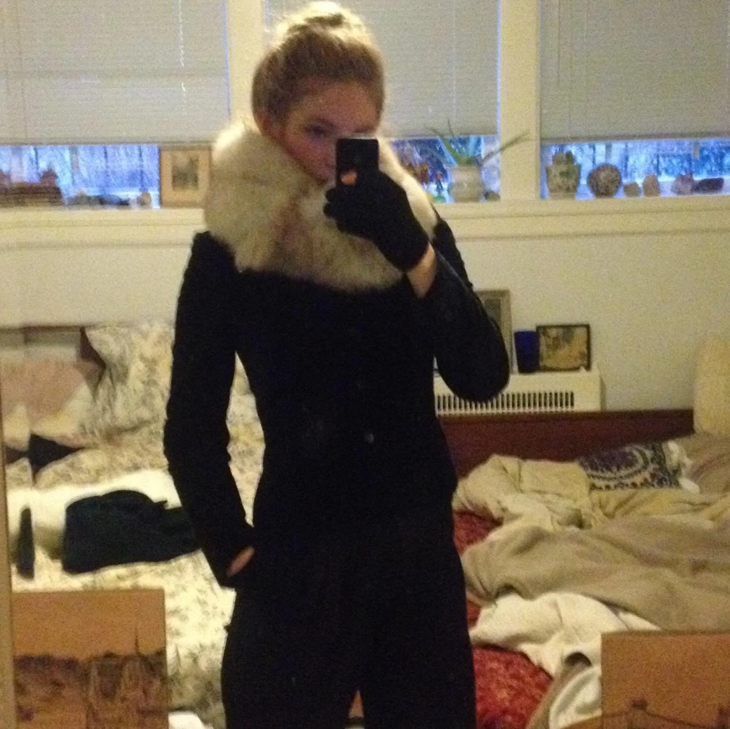 2016 I was 26 and living in Vancouver in a basement suite on South Granville with my 2 best friends, sharing a bedroom to save money for Germany. Did my first artisan market at @eastsideflea and was selling my dresses at @mintage and @zebraclubvan 
T