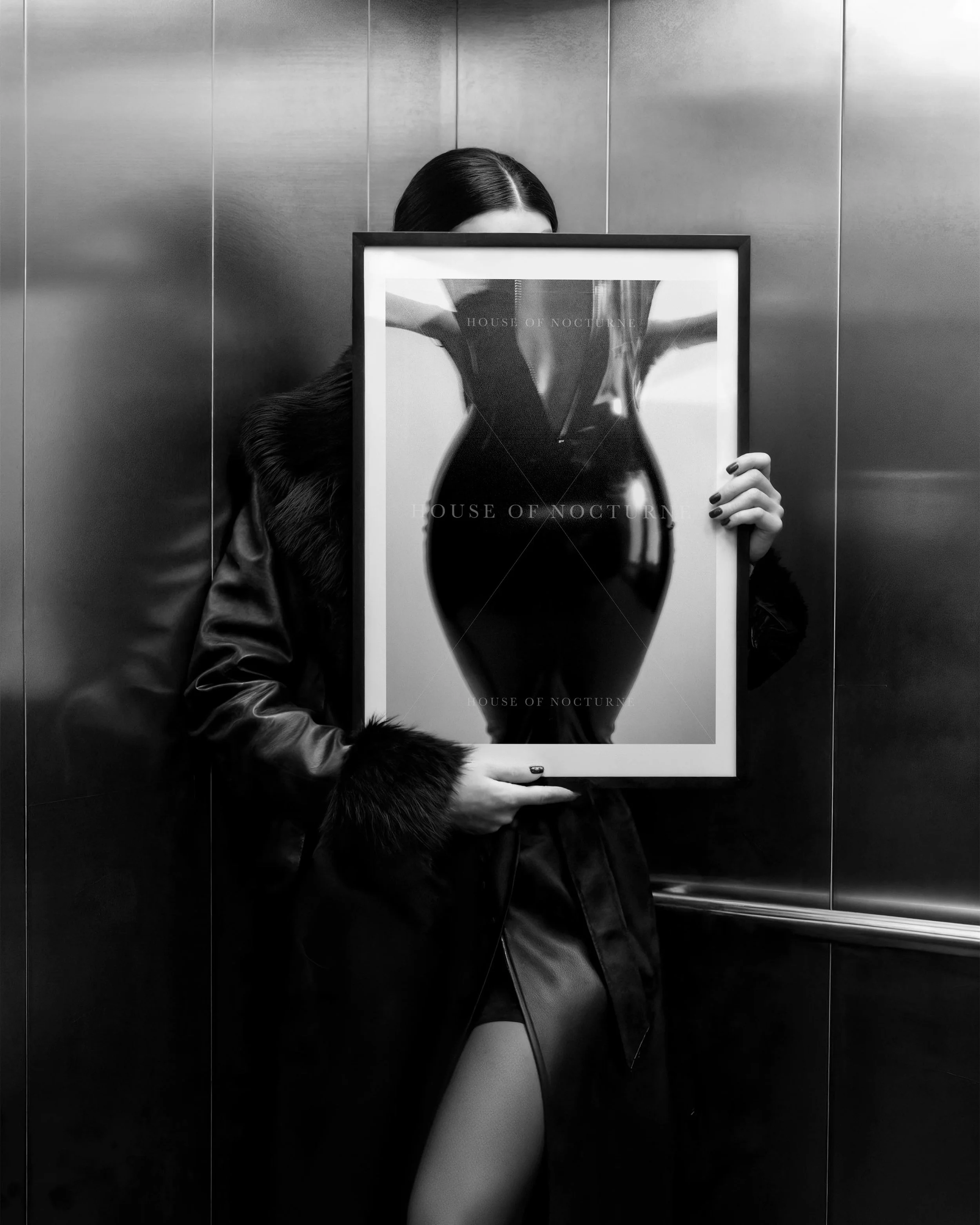 LATEX CURVES LIFT MOCK.jpg