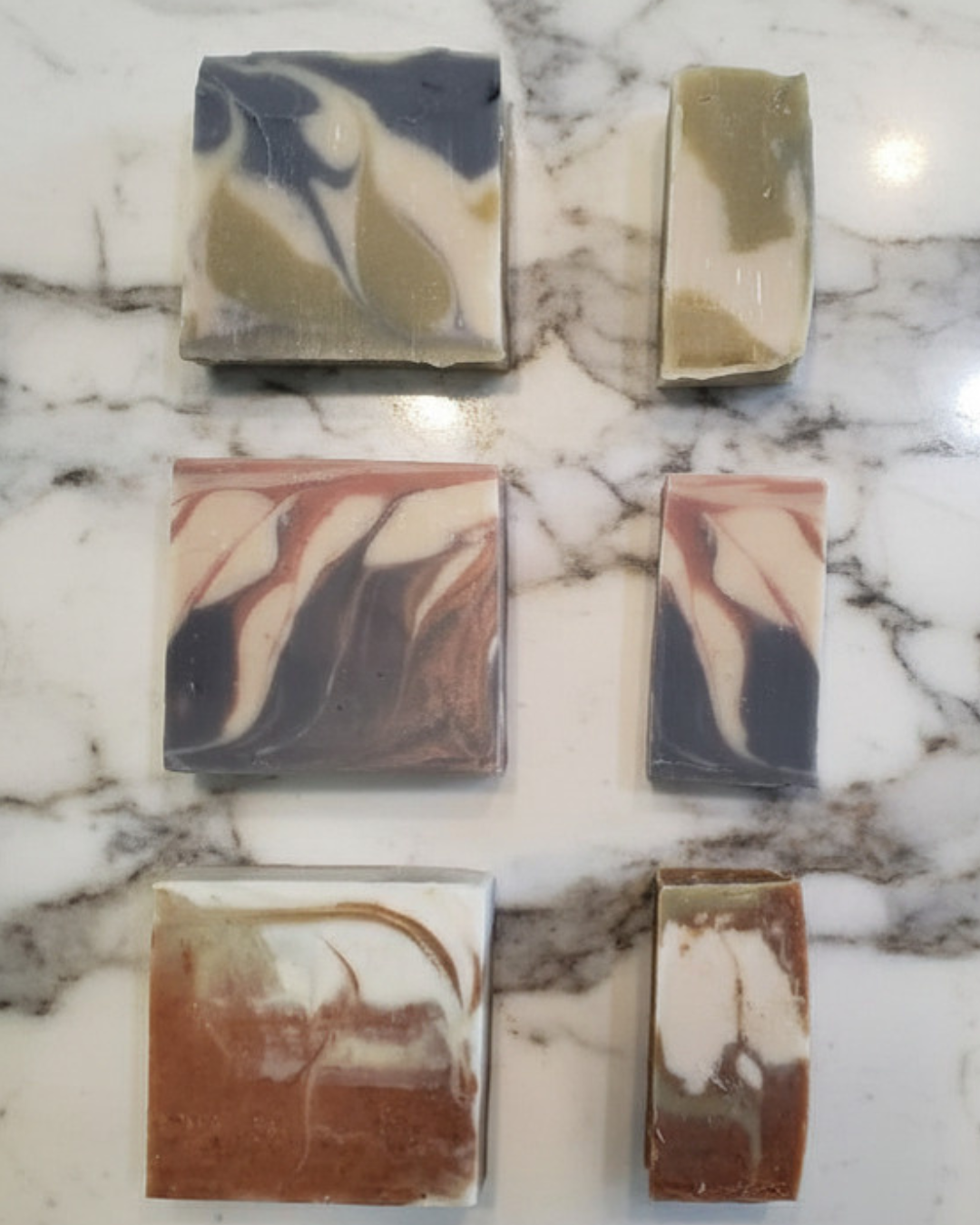 Trio with half bars Marble.png