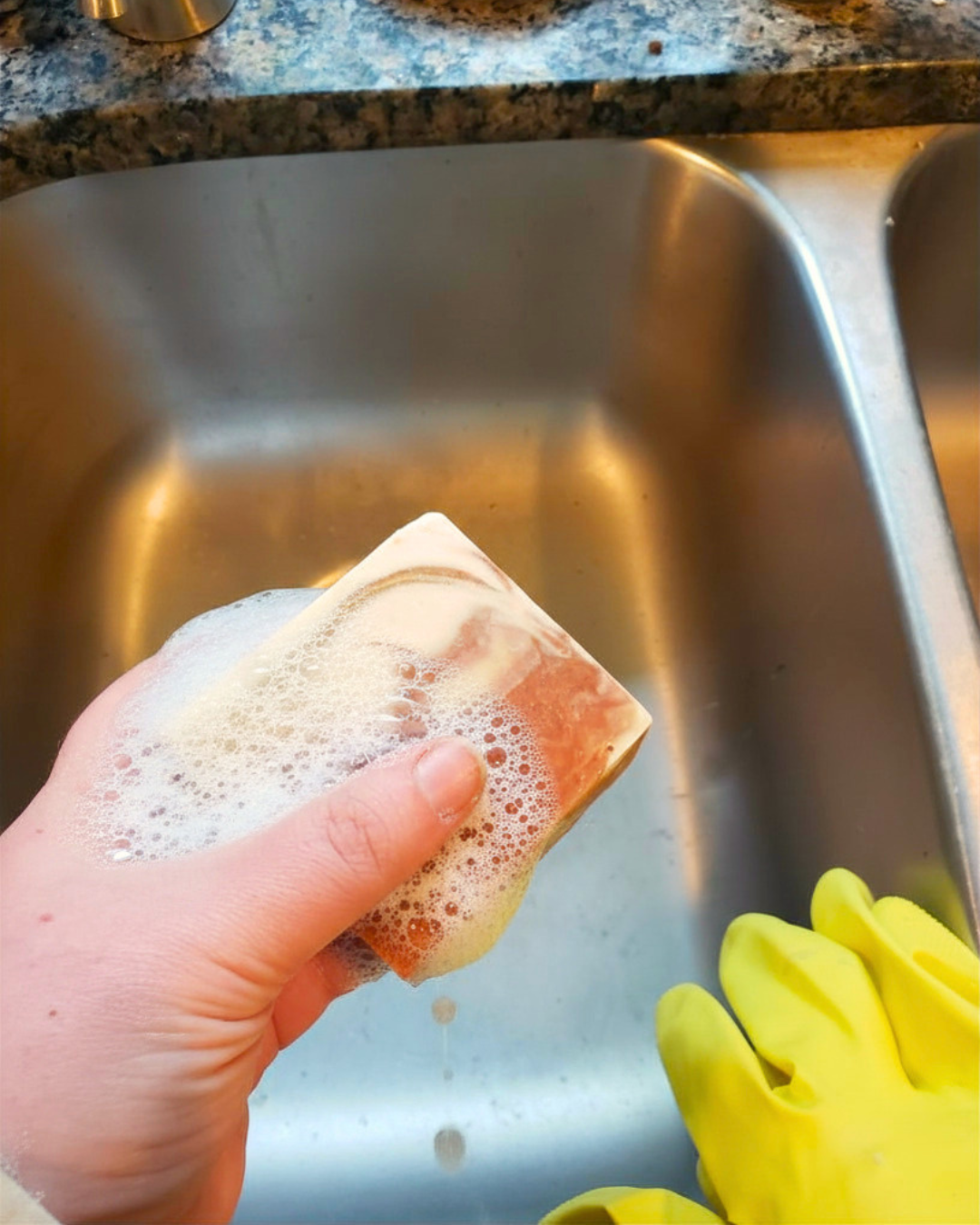 White Tea Suds.png
