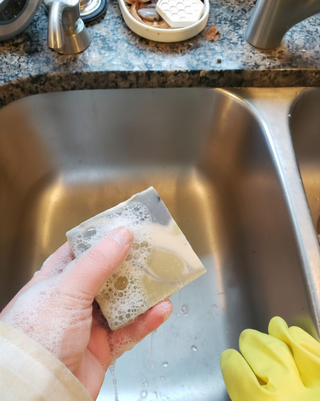 Green Tea Suds.png