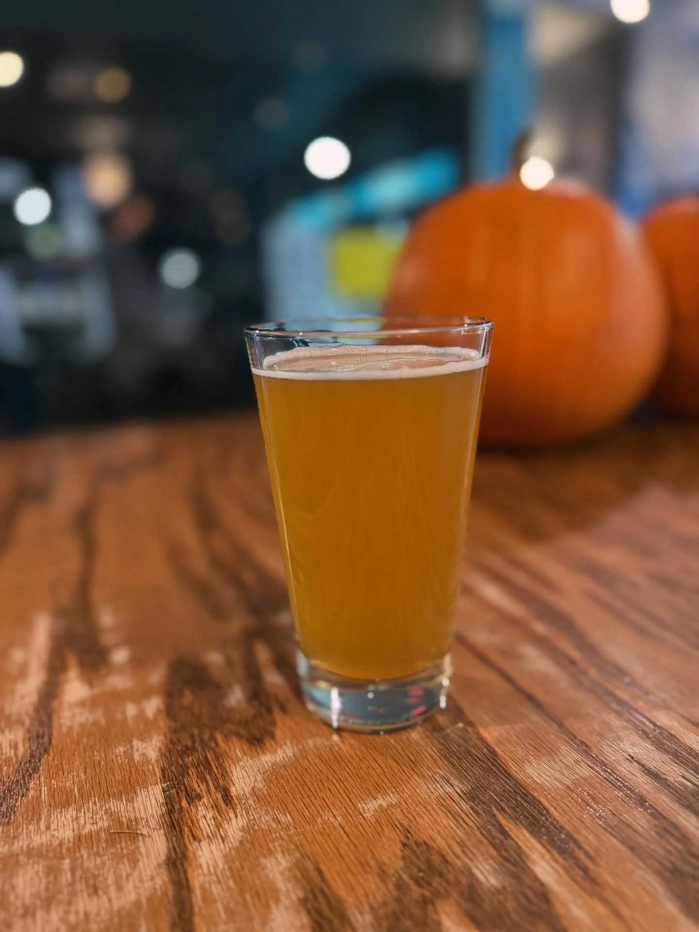 Reaching dark and cold run season. Join us for a group run and warm up beers! Every Tuesday at 7:00 pm!

Bag and coat drop @cityswiggers, run and tunes followed by friends and beers!

#TunesTuesday

Lace up and press play! #RoRC

#RunHardRockHarder #