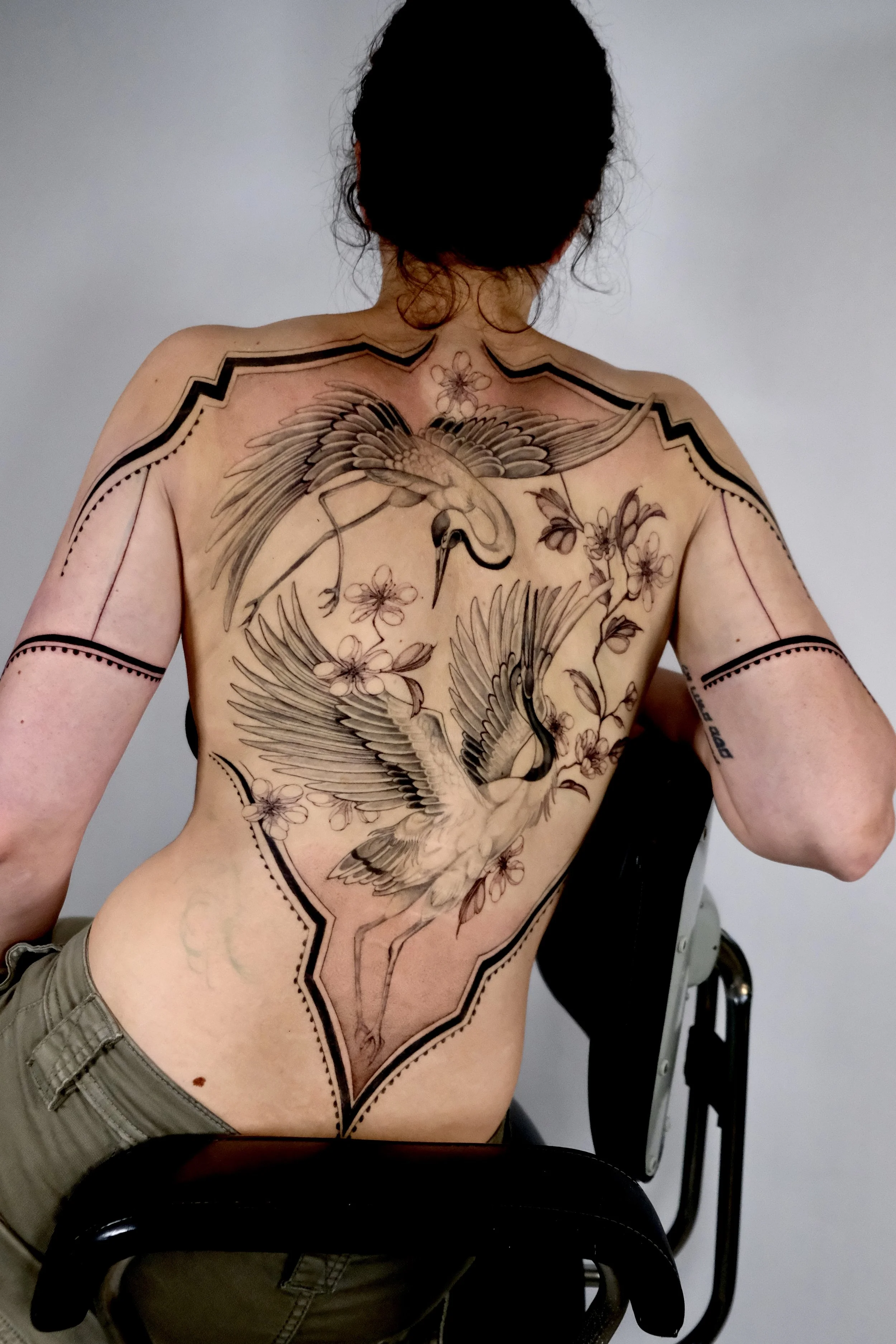 cranes with sakura backpiece