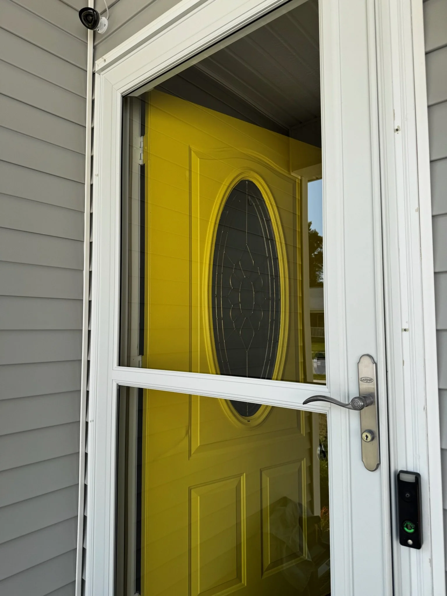 Storm Door Cleaning in Elizabethtown