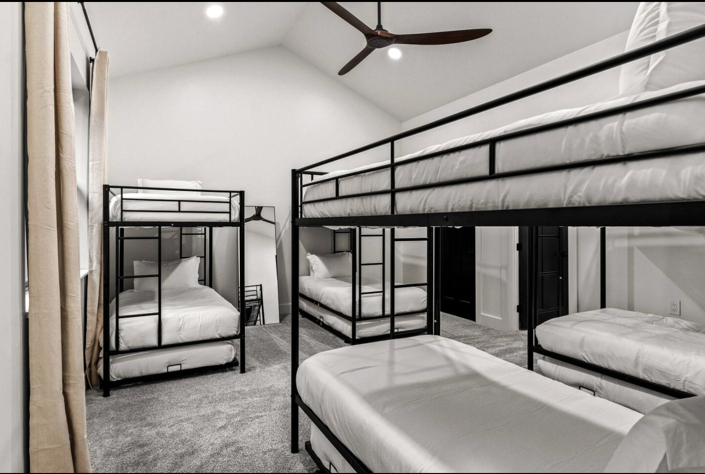 The Pillow Talk Room