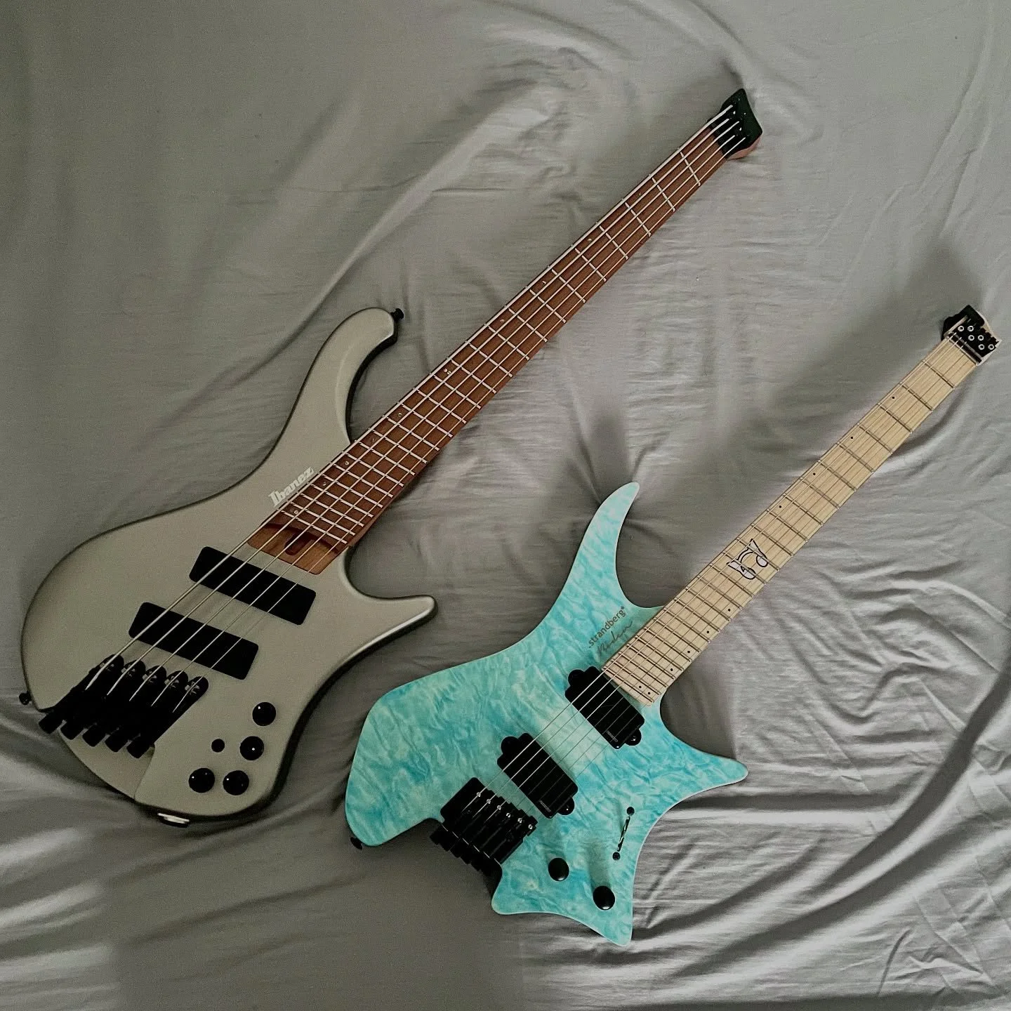 My headless children &lt;3

Finally got a 5 string bass and its ME size!! Thanks @jamsmusicdublin for helping me in getting the Ibanez EHB :))

Catch me playing on the headless bass with @zenandsarafin on May 31st at Toots Tavern :))

#ibanez #strand