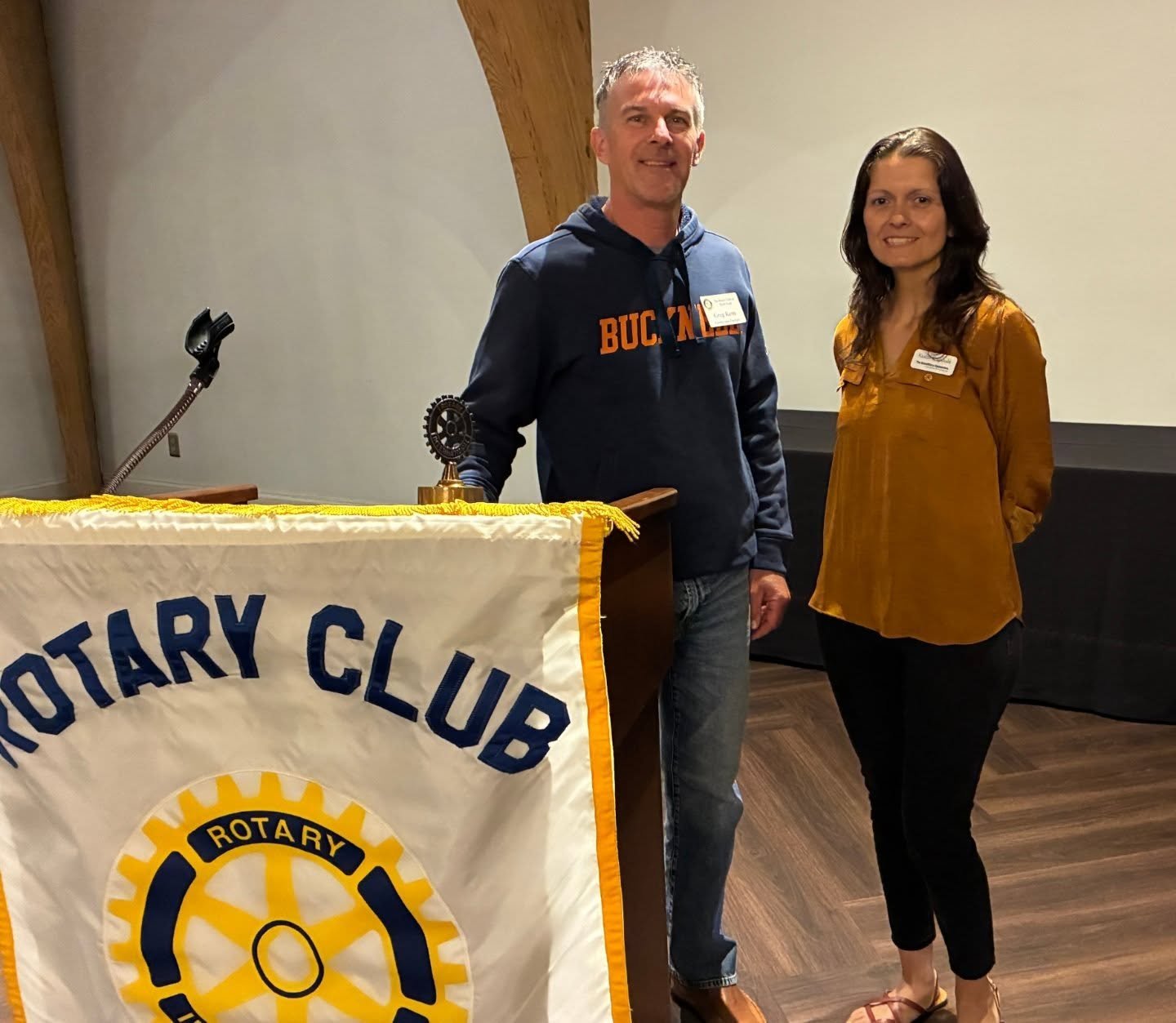 I was so honored to present at the Rotary Club East York this morning to share how brand clarity reduces overwhelm for business and nonprofit leaders.