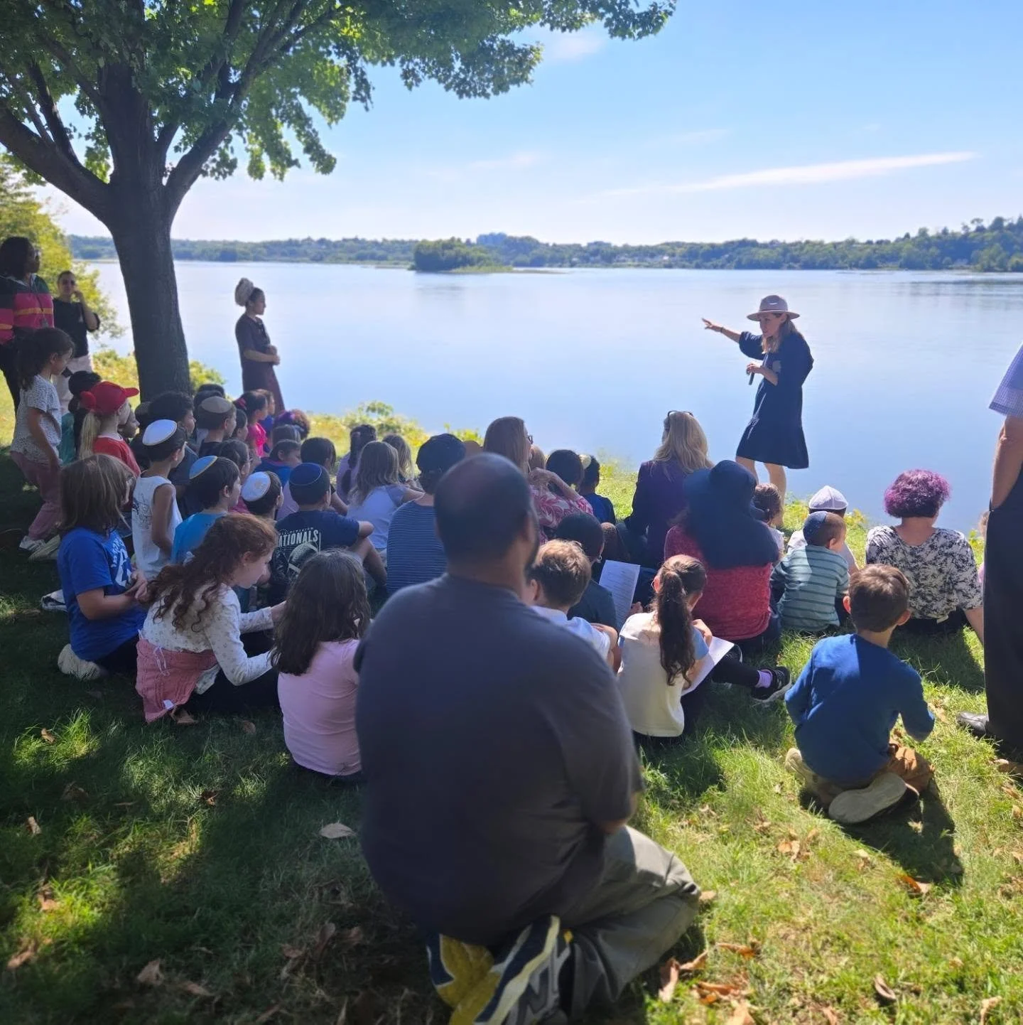 Spent a beautiful afternoon with The Silver Academy,, learning about Tashlich, a symbolic Jewish tradition performed during Rosh Hashanah. People gather by a flowing body of water to cast away the past year's sins and regrets, welcoming spiritual ren