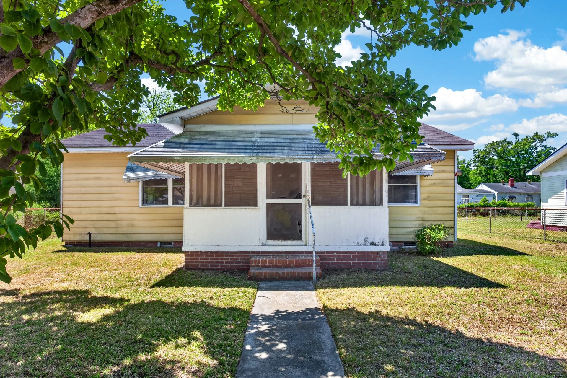 Home sold in probate near downtown Savannah