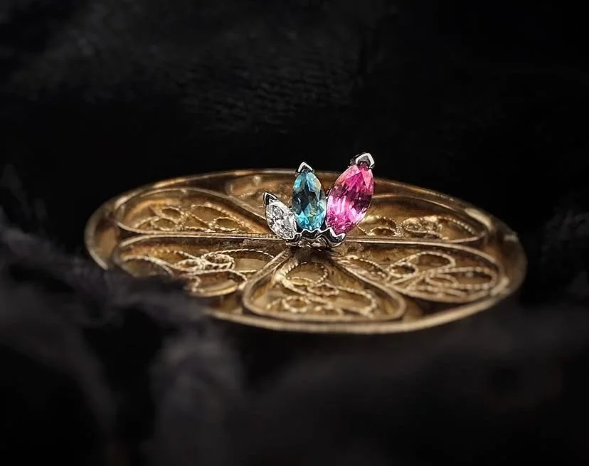 BVLA 14k Gold French Kiss
