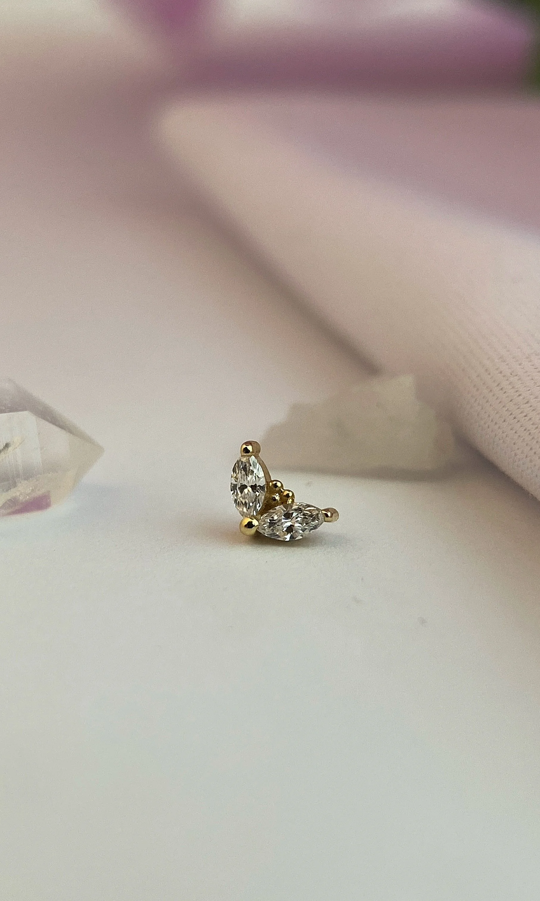BVLA 14k Gold 4mm Petals