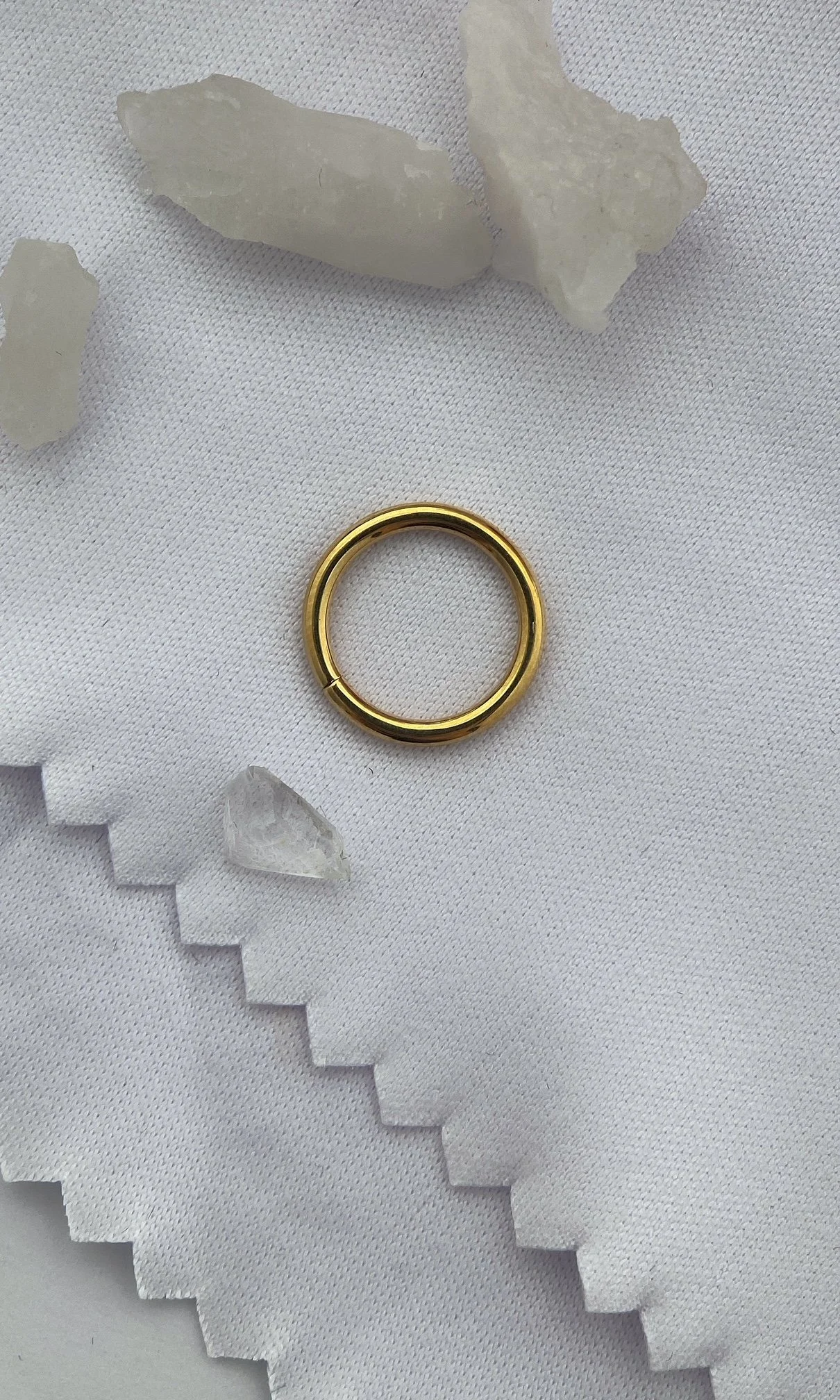 BVLA 14k Gold Classic Seam Ring