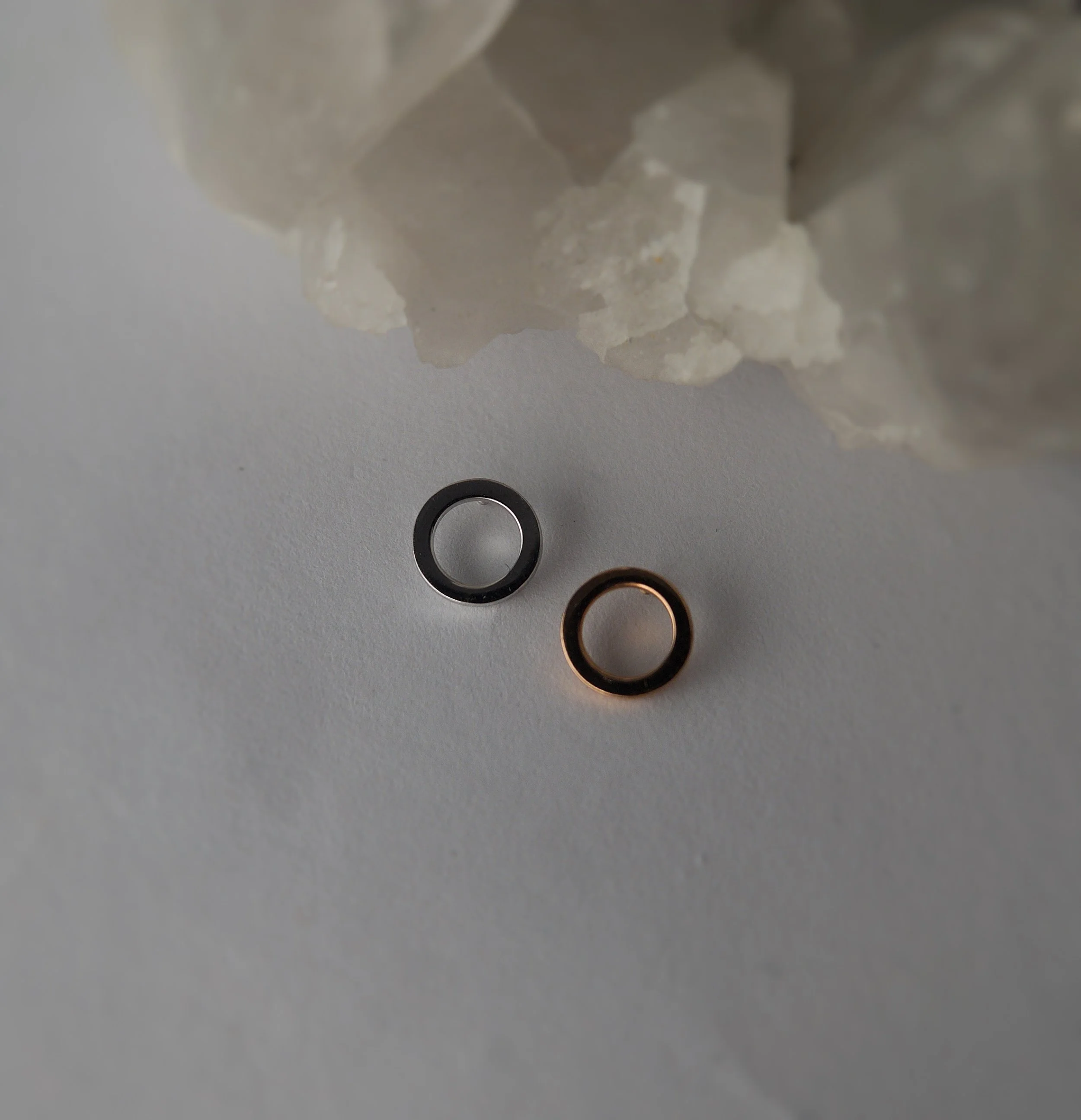 BVLA 14k Gold Open Circle