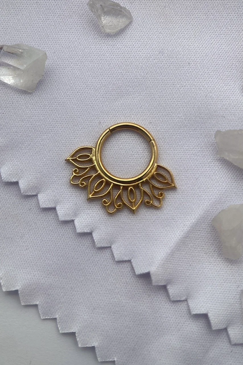 BVLA 14k Gold Azalea