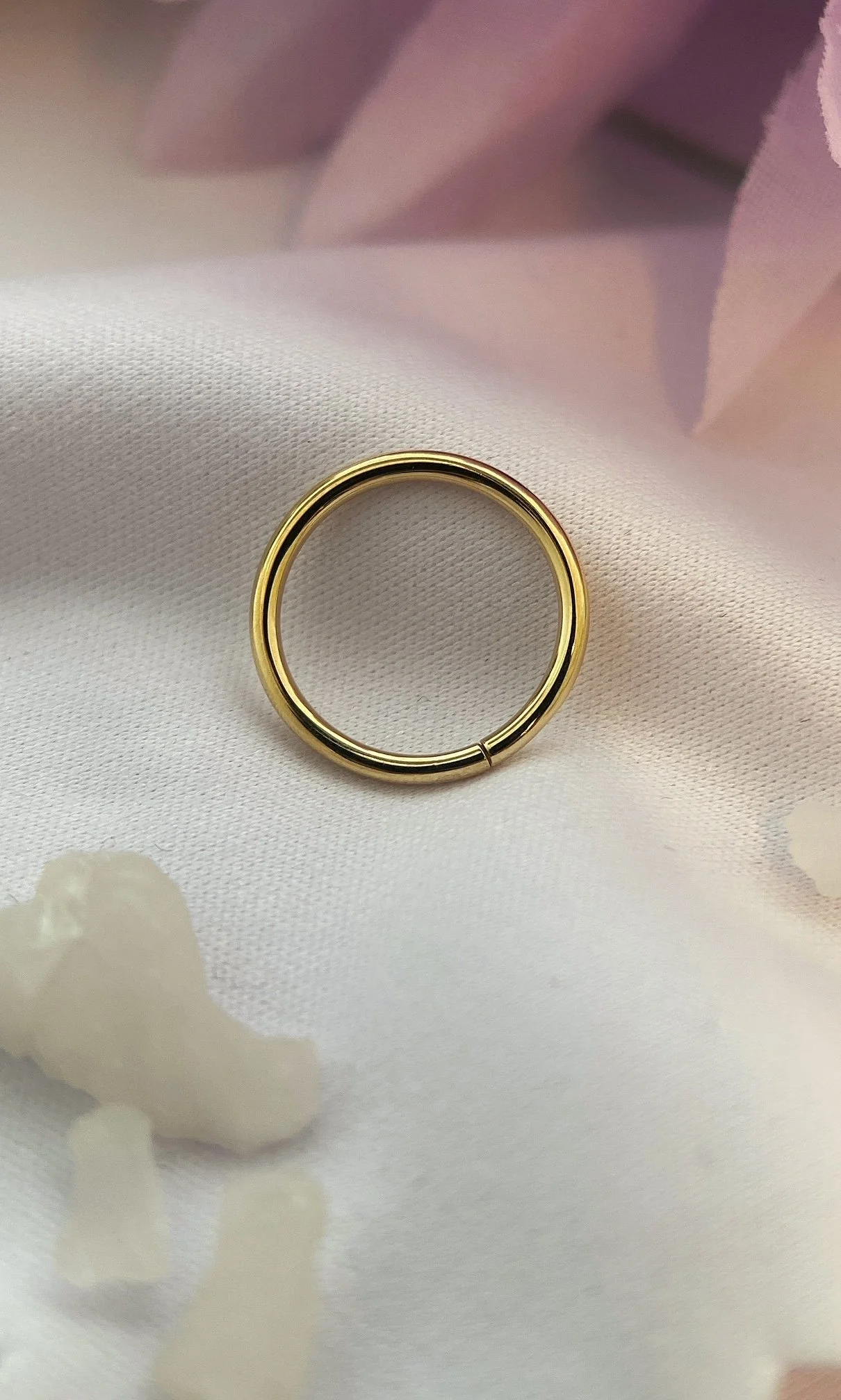 BVLA 14k Gold Classic Seam Ring