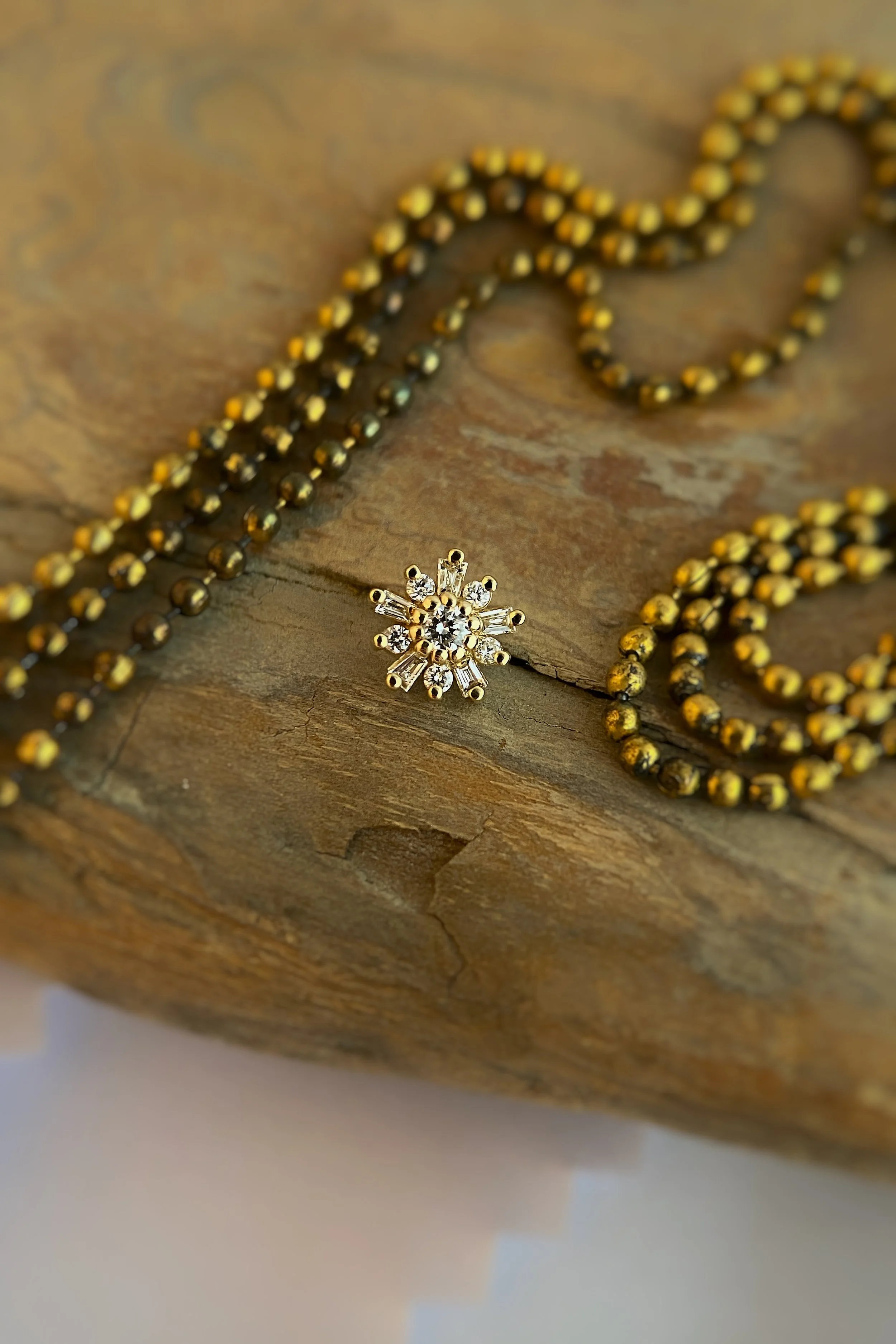 BVLA 14k Gold Elaine
