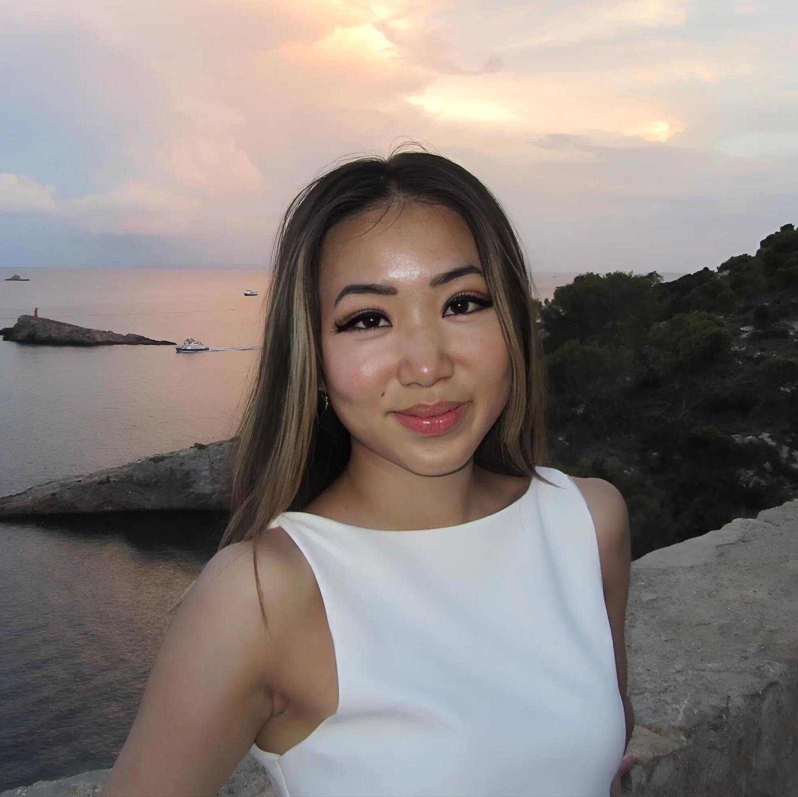 PHOEBE LI