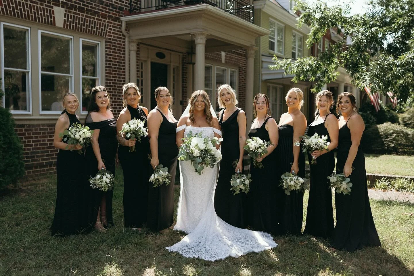 Getting a bride and her closest people ready is more than just hair&mdash;it&rsquo;s a whole vibe✨. The RUN team loved sharing in this beautiful morning full of love and excitement . Congratulations @michaelaotoole 🤍

Hair: @run_salon 
Makeup: @hayl