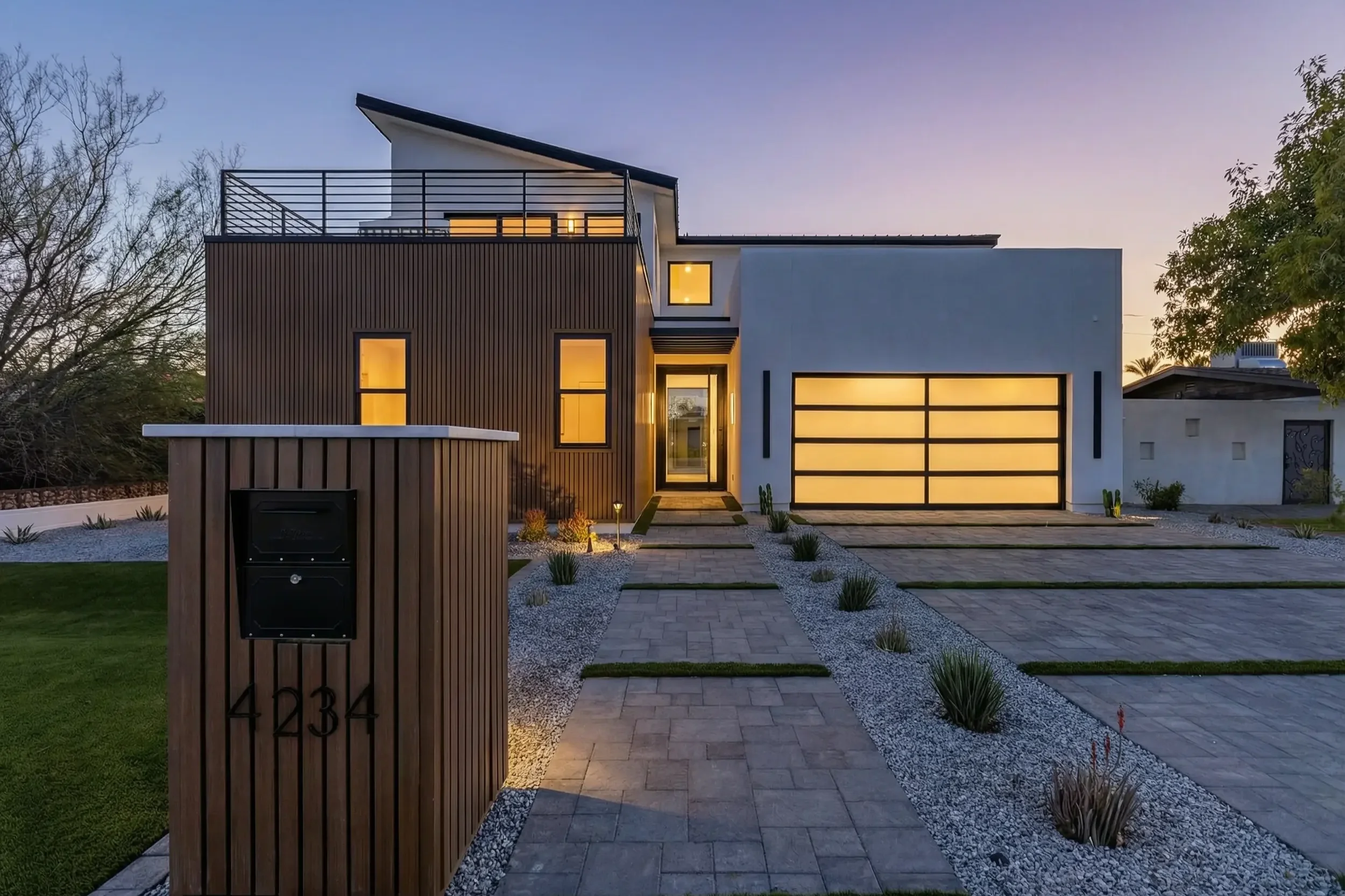 Phoenix Arcadia Luxury Home Twilight Photo