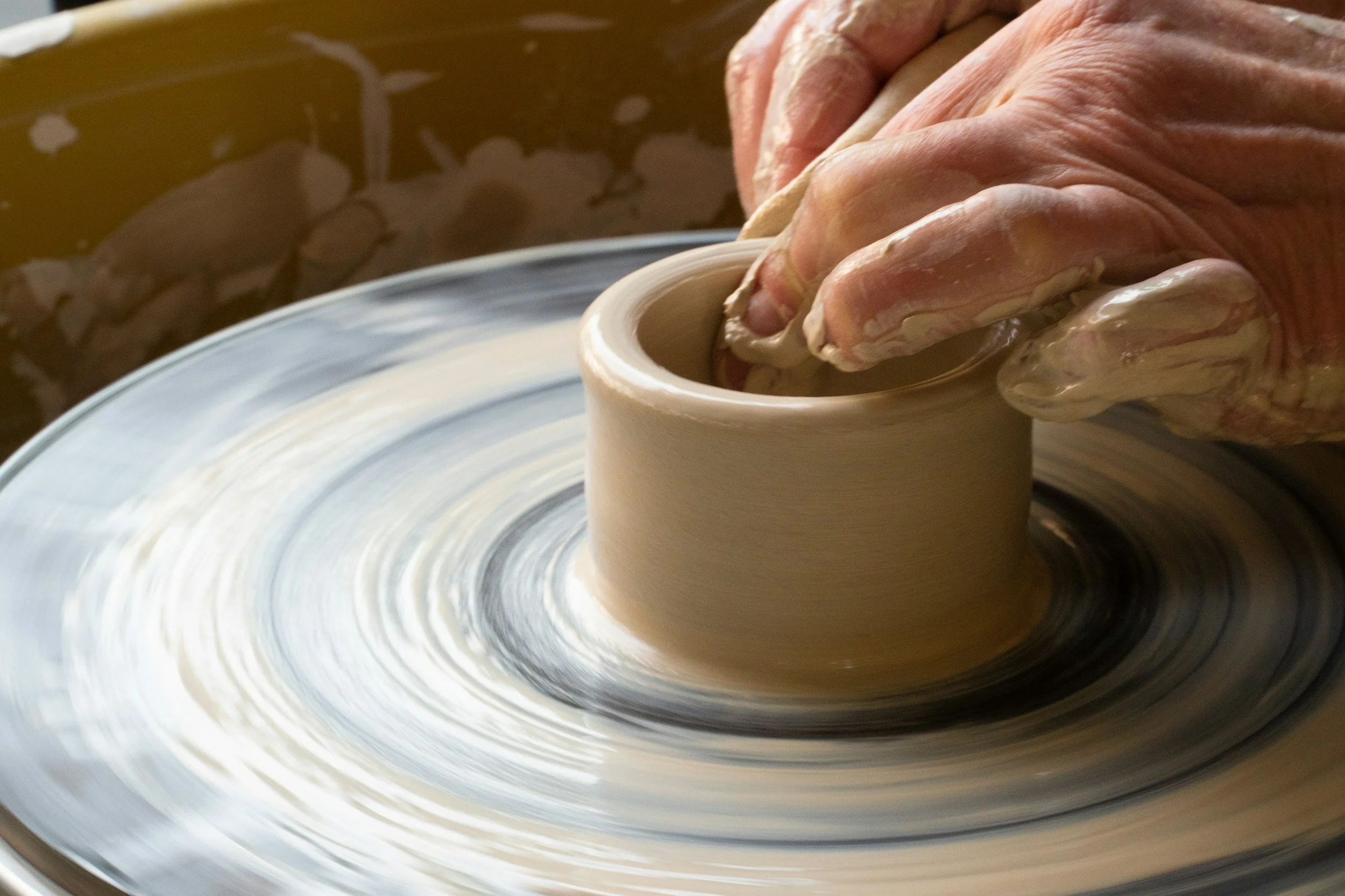 Clay Clinic - Throwing Techniques Centering and Pulling WK 2