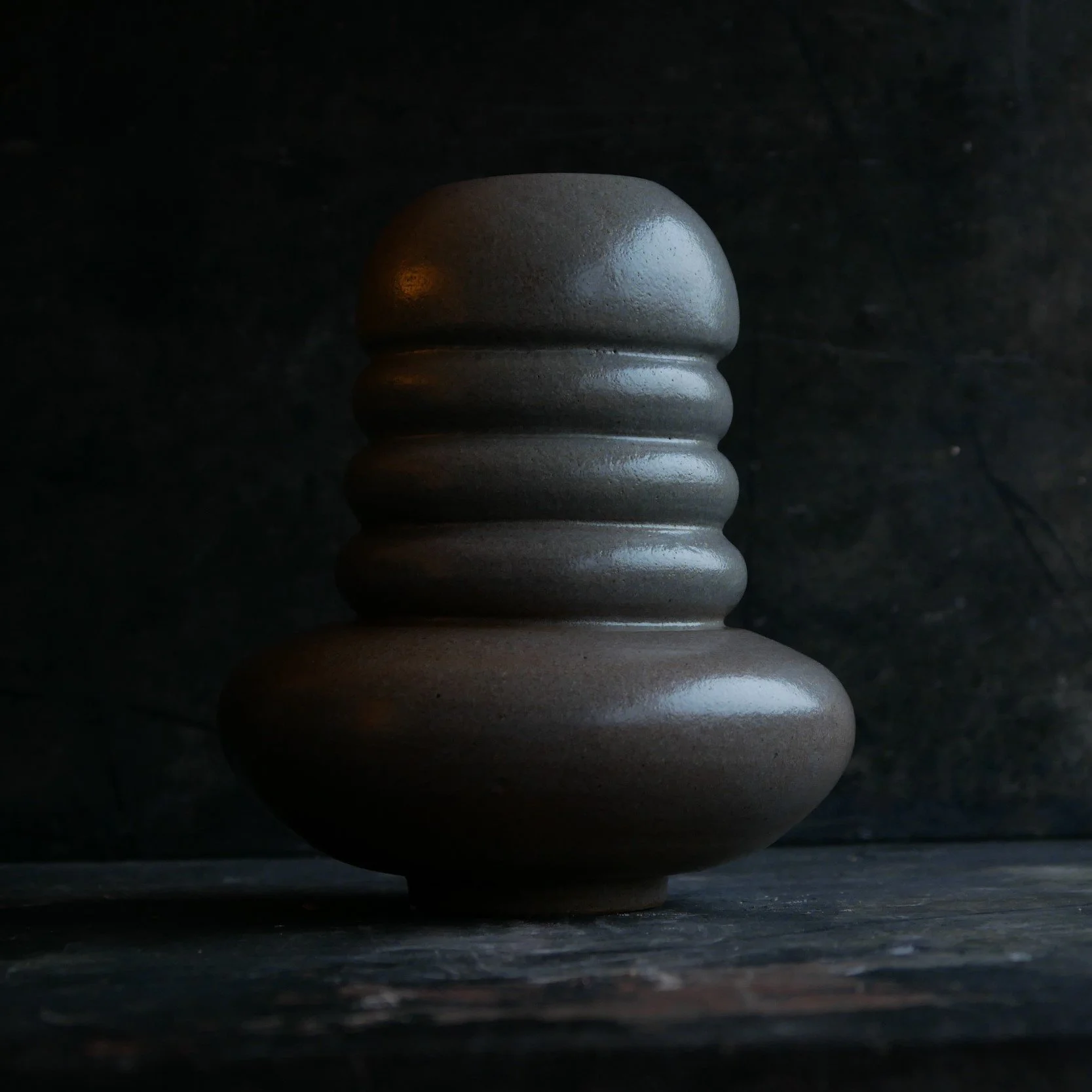 unusual vase by Andy van Vliet