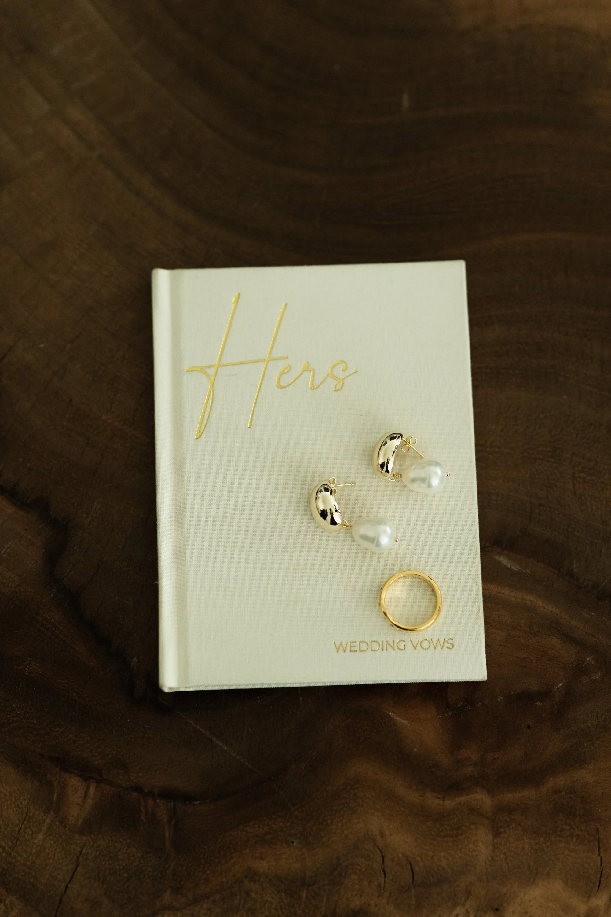 The Wedding Timeline No One Talks About: Designing the Energy of Your Day