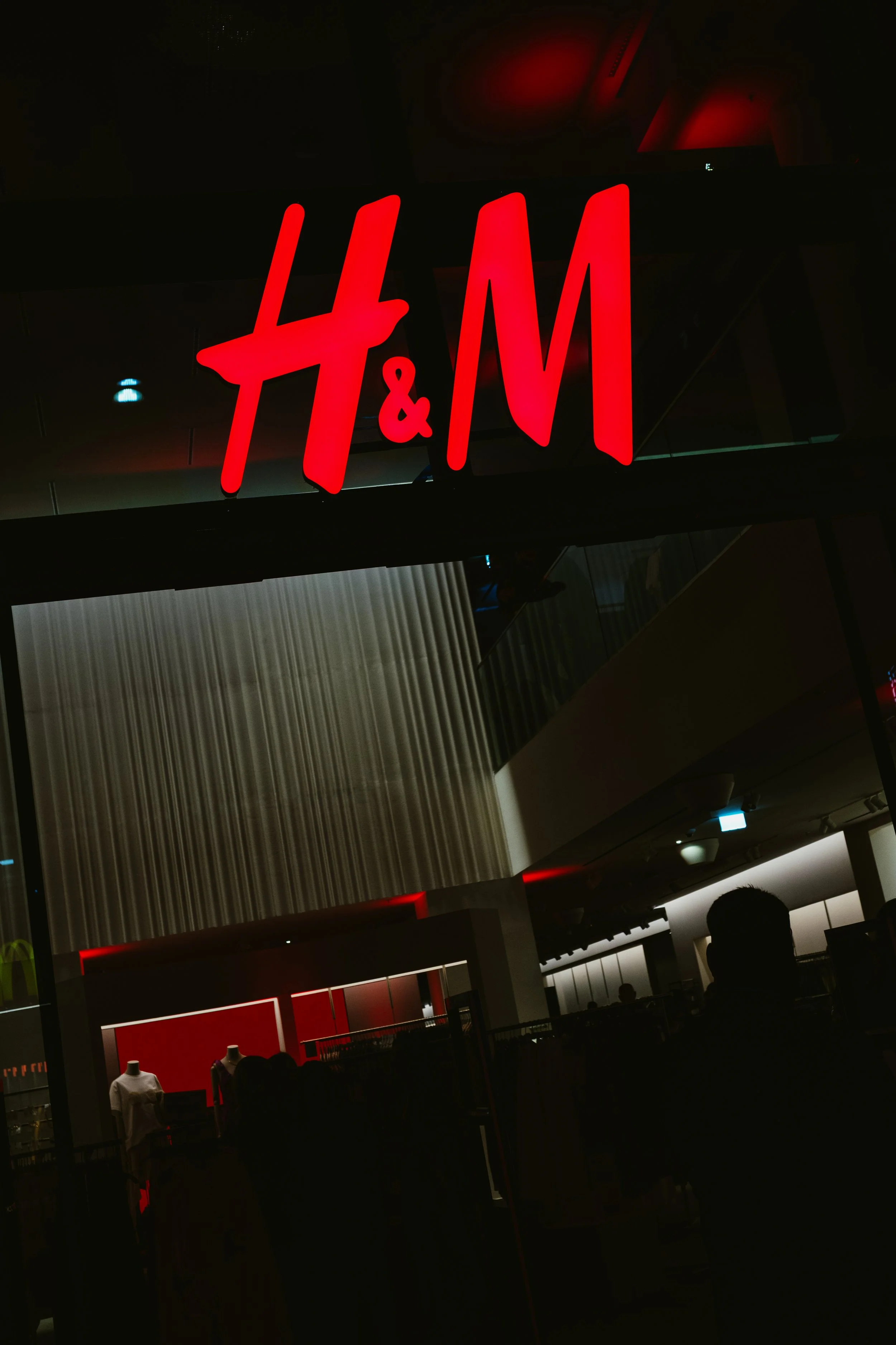 H&M