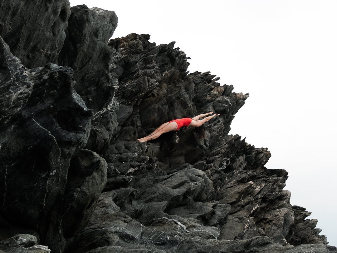 Take a breath
take a leap
deep dive heart ❤️&zwj;🔥
.
#visualstorytelling #selfportraitphotography #selfportraiture #northwindmag