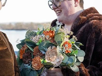 Amber bouquet.jpg