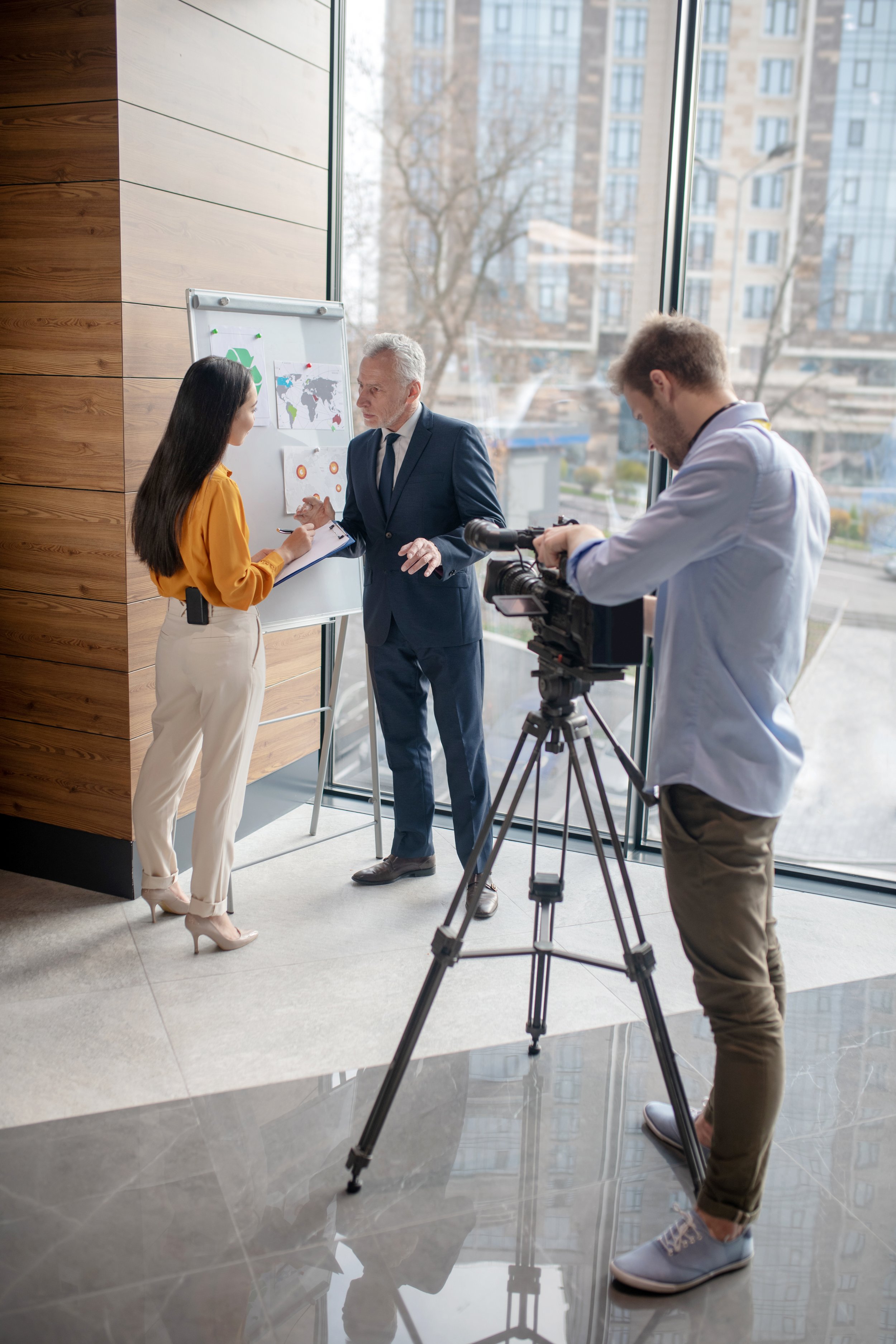 Why Advertising on News Channels Builds Trust and Brand Awareness