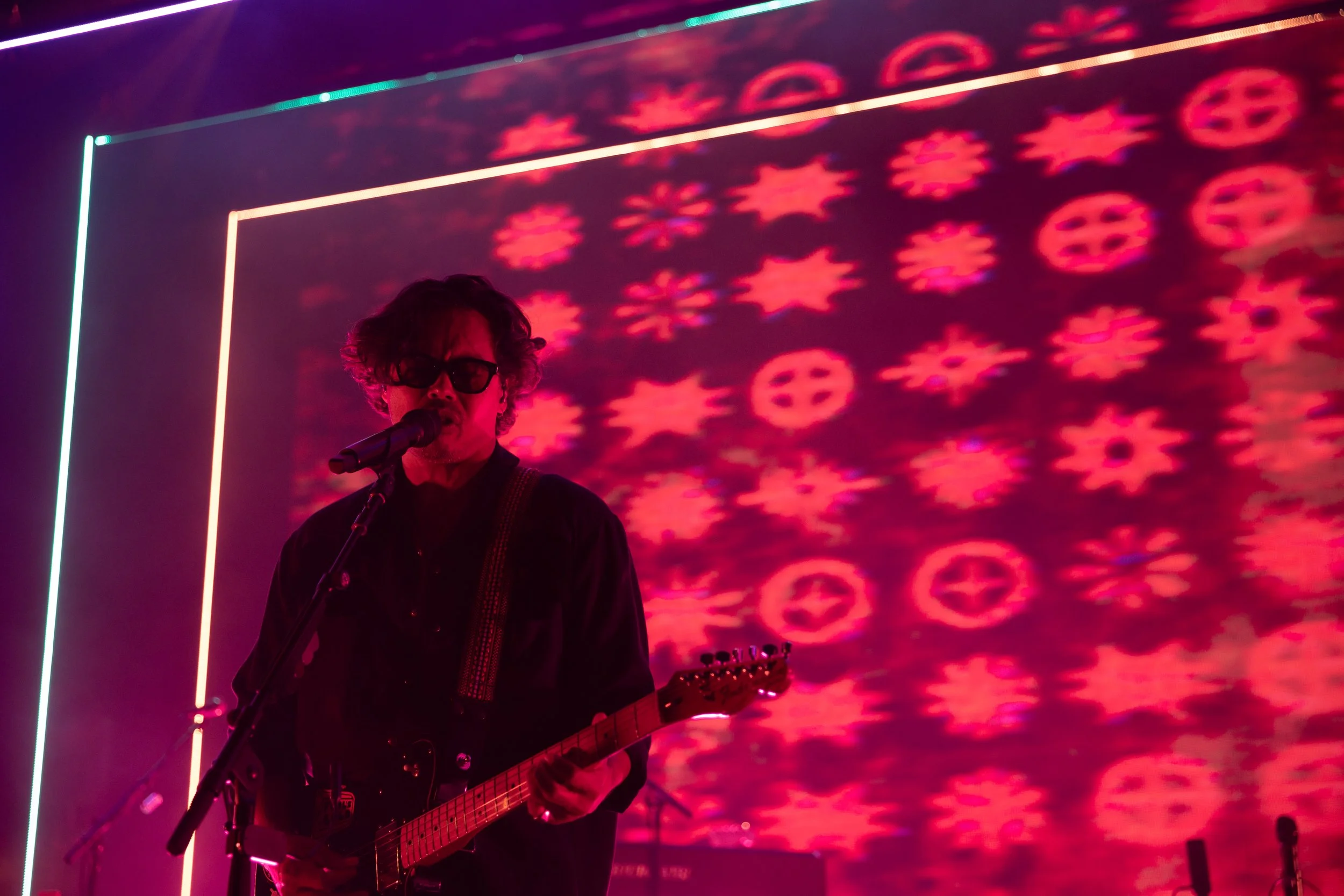 THE TEMPER TRAP