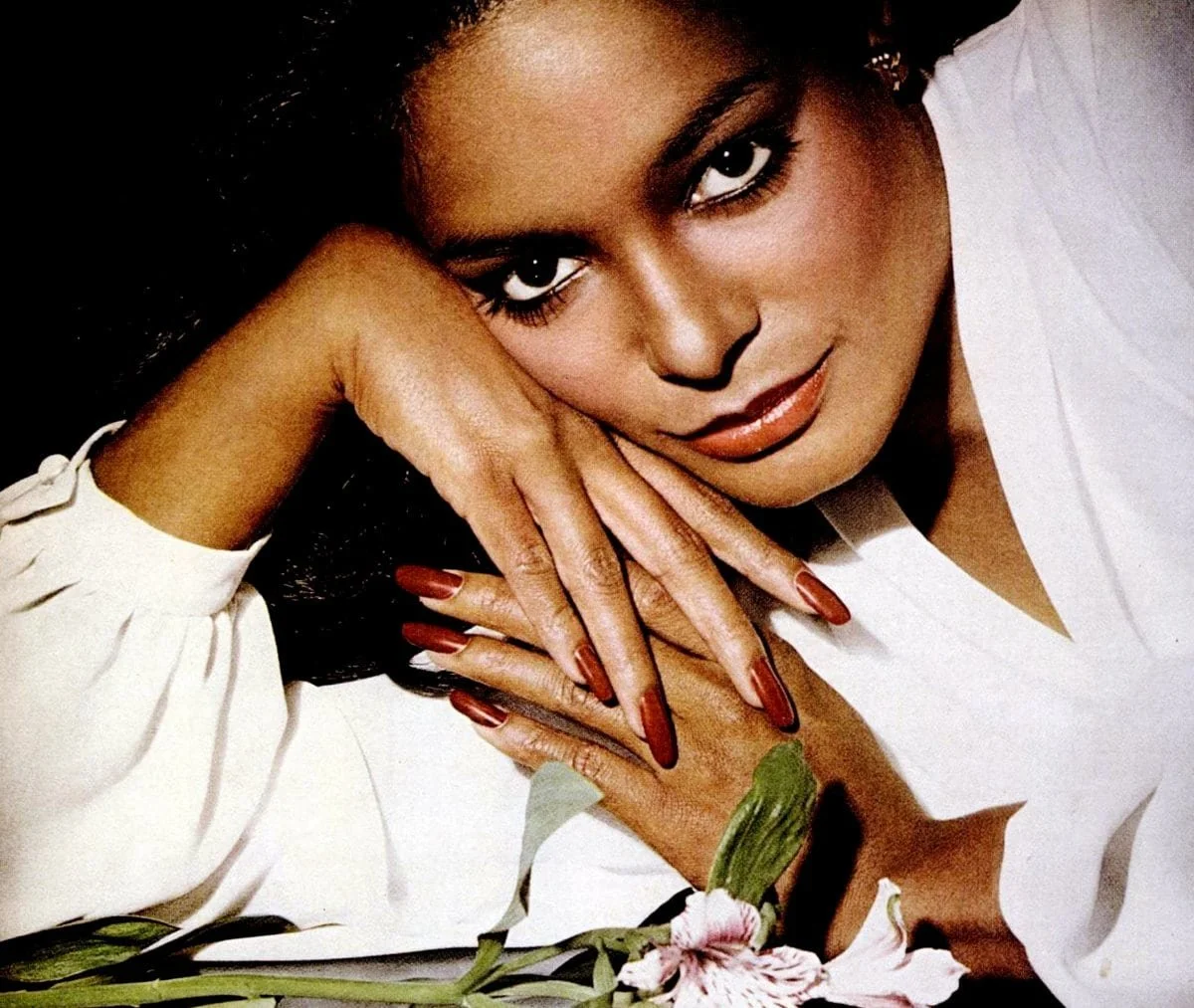 Claws Through the Decades: The Evolution of the Acrylic Nail