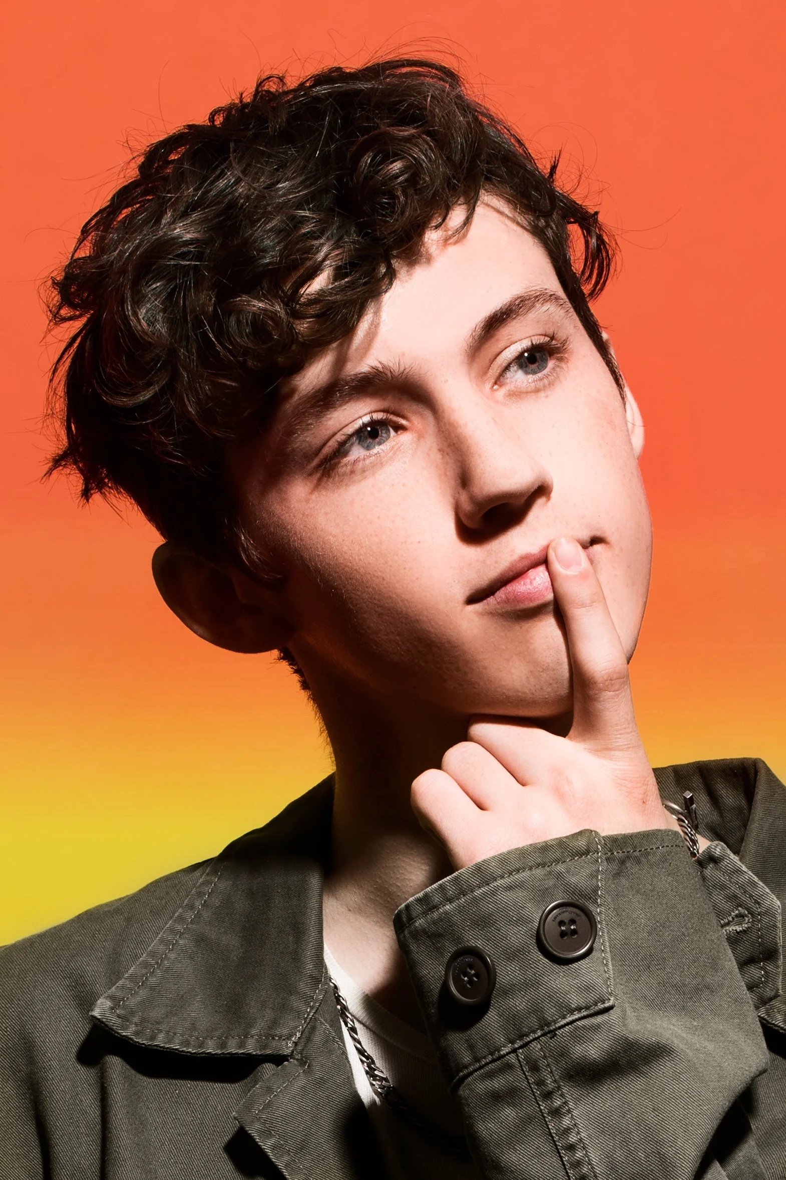 Troye-Sivan-1.jpg