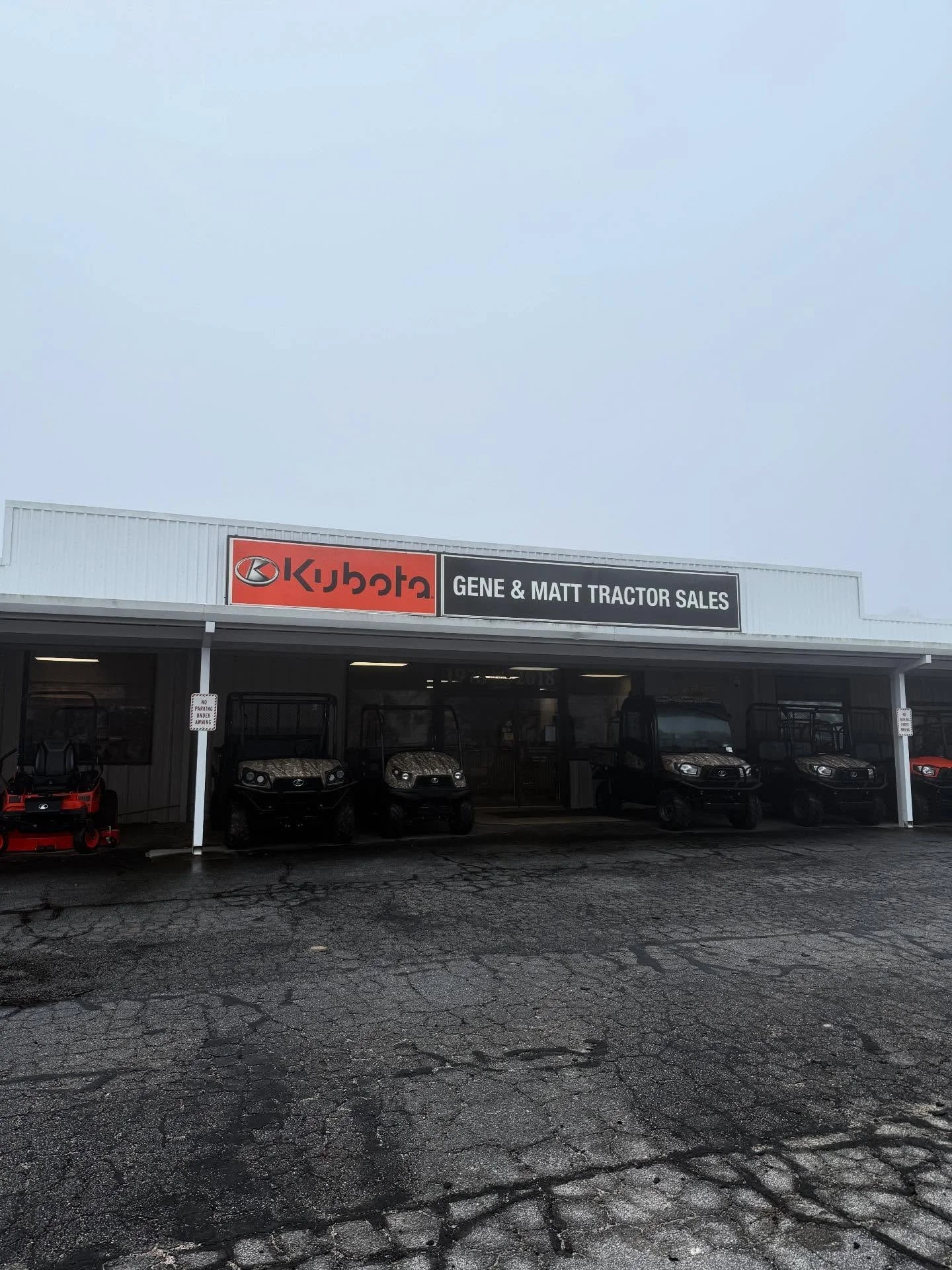 It's a foggy (but still beautiful) Monday morning! Start your 2026 off right, and stop by to see us... 

Get your equipment in for service during the off season, or stop by and get your new machine for spring!

#kubota #kubotadealer #kubotausa #kubot