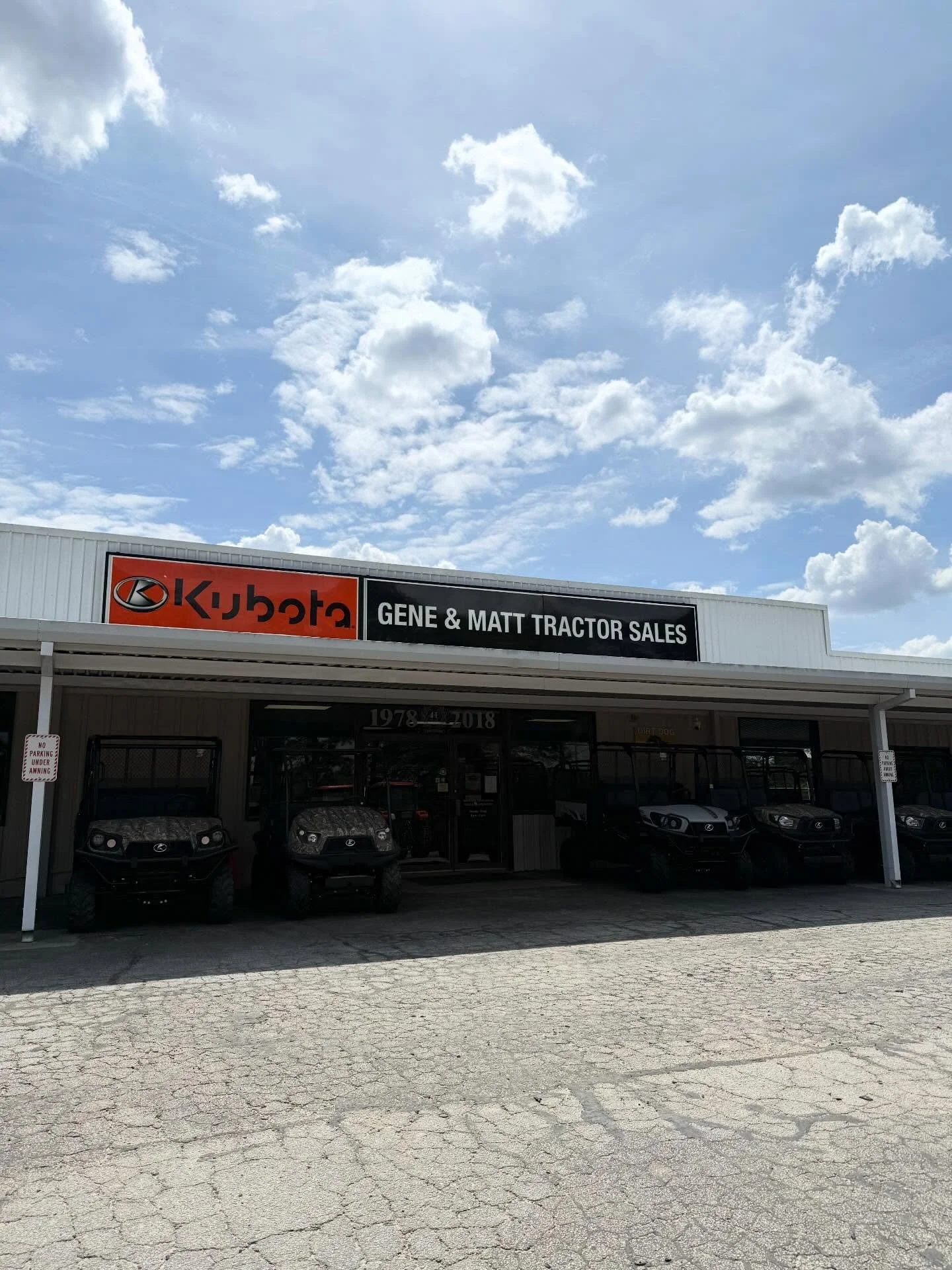 Spring is officially here! Whether you're in the market for a new zero-turn or need your machine serviced for the season, we're here to help! 

We look forward to seeing you!

#kubota #kubotadealer #kubotausa #kubotacountry #kubotaorangedays