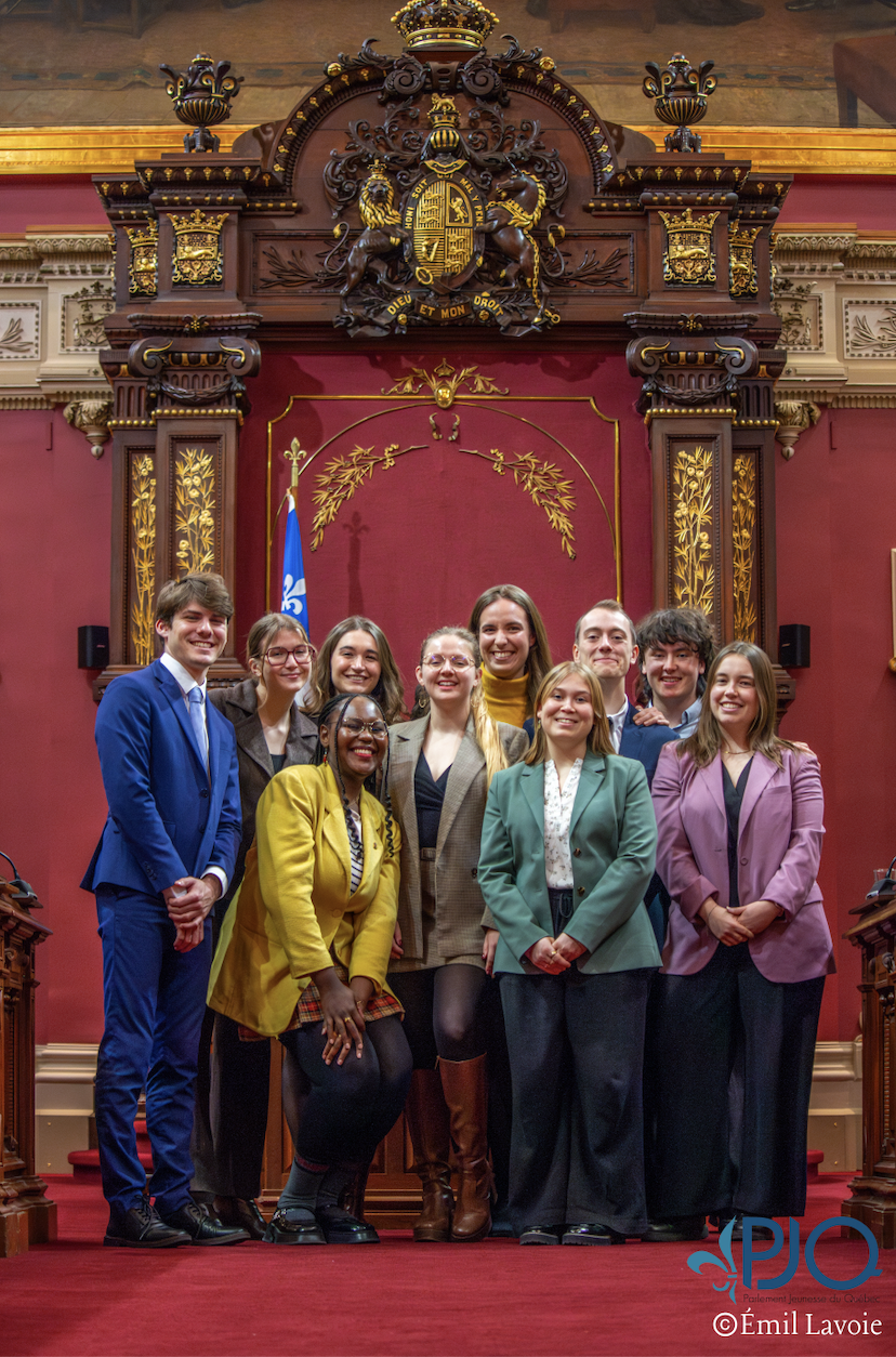 Les délégations belge et québécoise au Salon rouge de l’Assemblée nationale du Québec