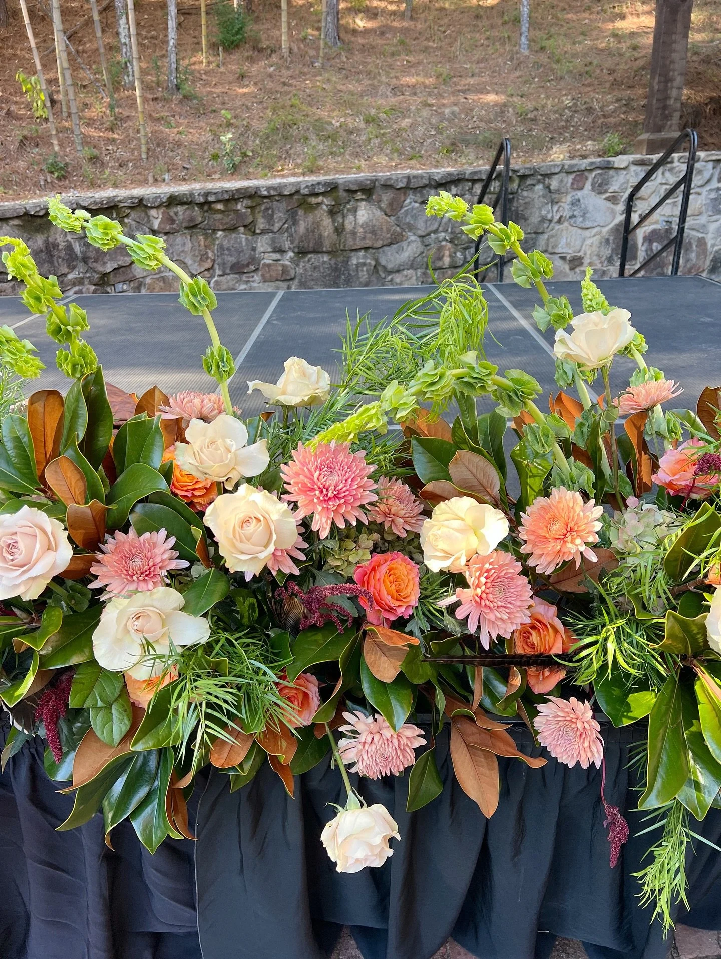 Wrapped the stage in layers of fall color &mdash; peaches, creams, and magnolia. The dreamiest backdrop for an outdoor celebration. 

Venue: @swannlakestables 
Rentals: @quest_events