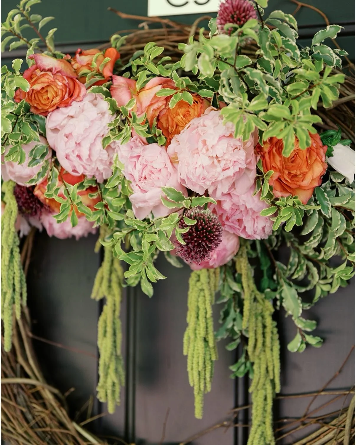 It&rsquo;s always an honor to play even a small part in people&rsquo;s weddings that are so close to us!! We loved this wreath for Sarah Shea and Connor!