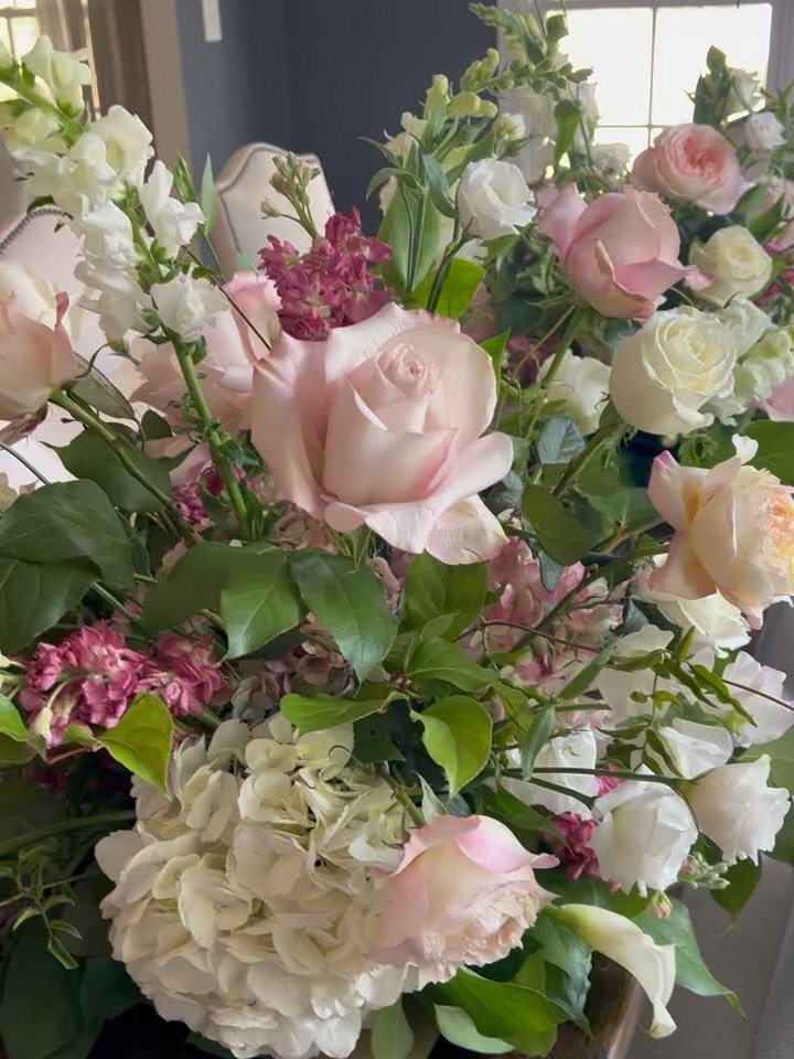 This warmer weather has us ready for bright colors! We are so excited for all the weddings and events this summer and have been working hard behind the scenes!!