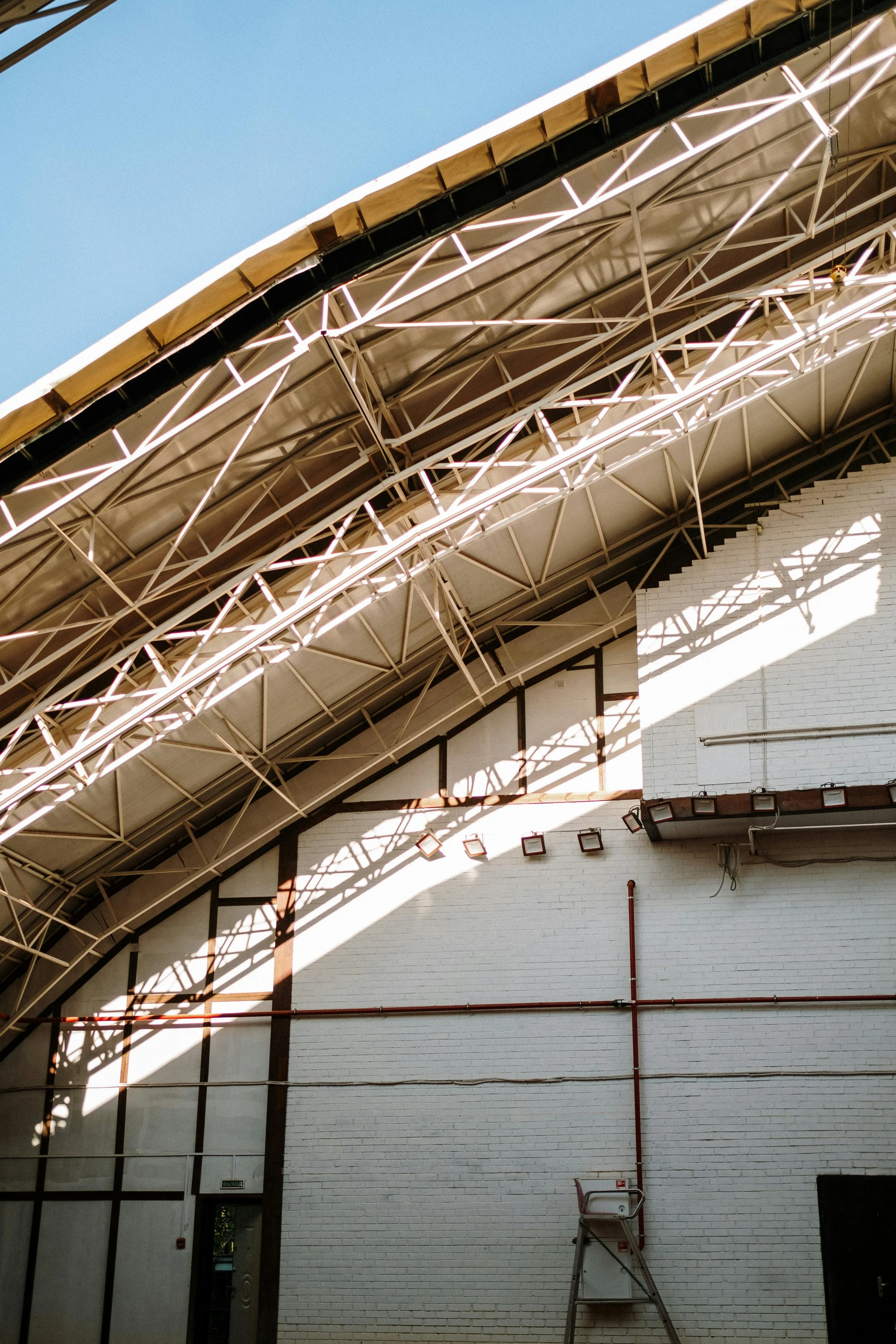 Mantenimiento preventivo para prolongar la vida útil de cubiertas metálicas