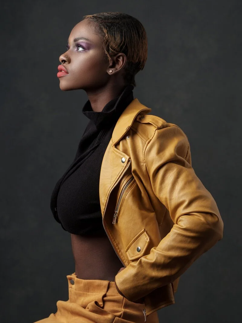 József Daniels Portrait Studio