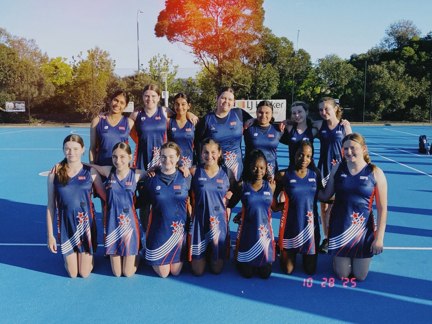 Last Tuesday (28/10) we saw our first BATTLE OF THE STARS🌟 of Summer Season 2025/26 take place as both our Junior 6 teams, Pooraka Allstars 2 (red/white bibs) &amp; Pooraka Allstars 3 (navy bibs), faced each other in Round 3.

While Coach Kaela &amp