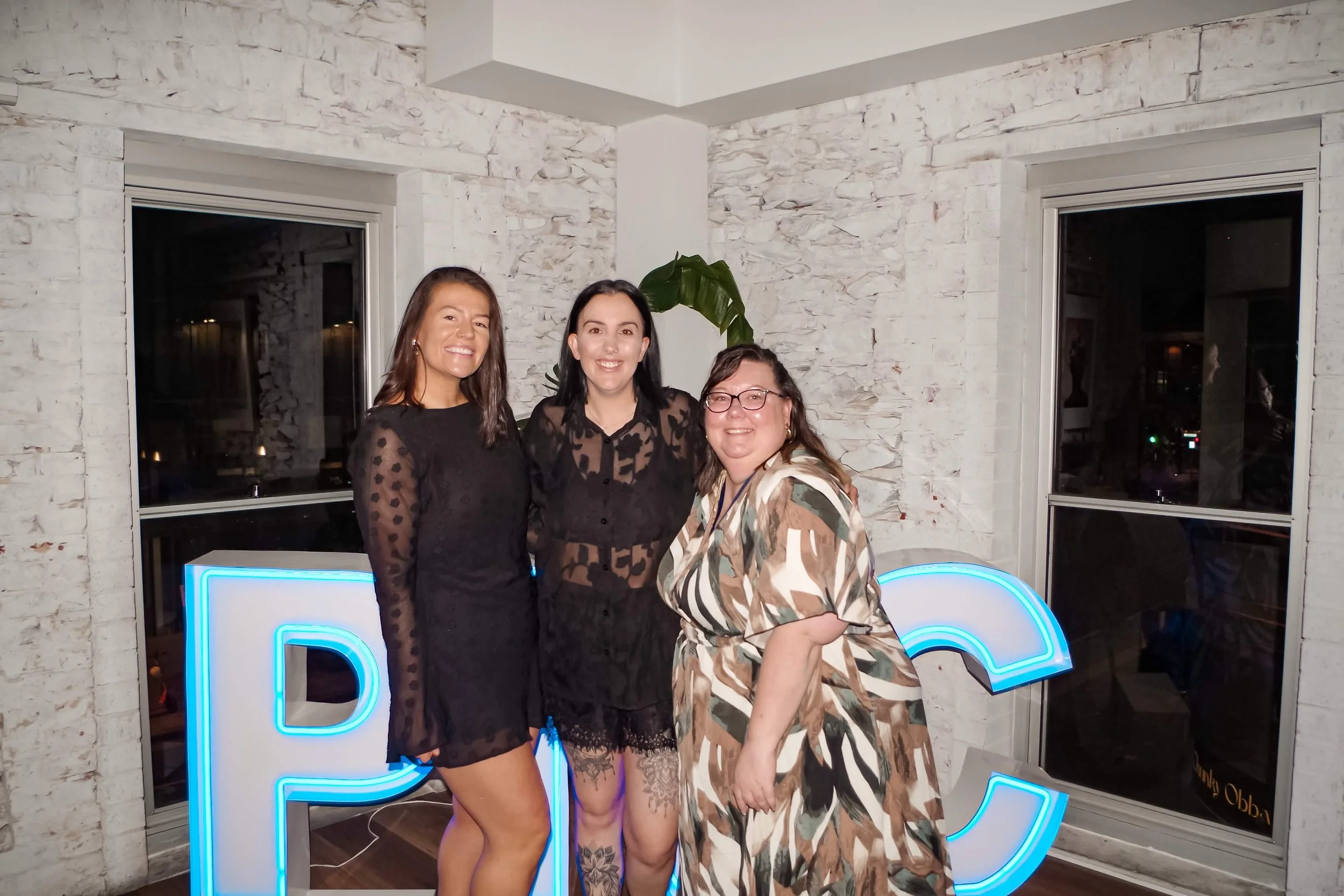 e1bc9299-e345-4d05-8d0c-e3cf2735cbcf.jpg