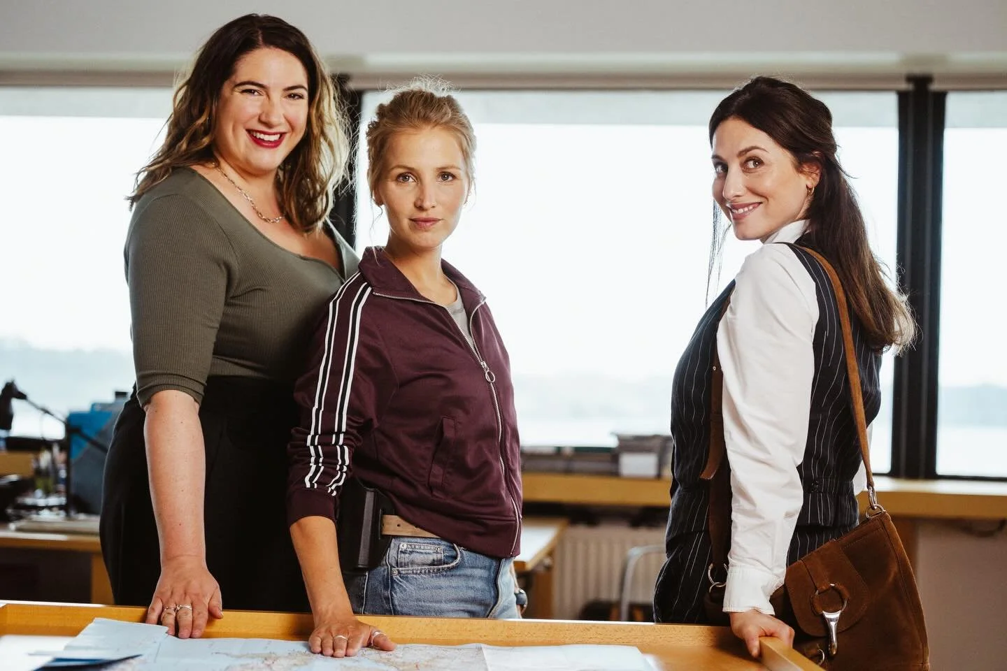 Ce soir sur @france.tv 2 retrouvez Les 3 Brestoises, tourn&eacute; &agrave; @brest.fr avec ces 3 merveilles : 

@deborah_krey 
@charlottegaccio 
@garance_then 

R&eacute;alis&eacute; par @stephanekappes 
Dop @sofyegram 

@effervescenceprod @bretagnec