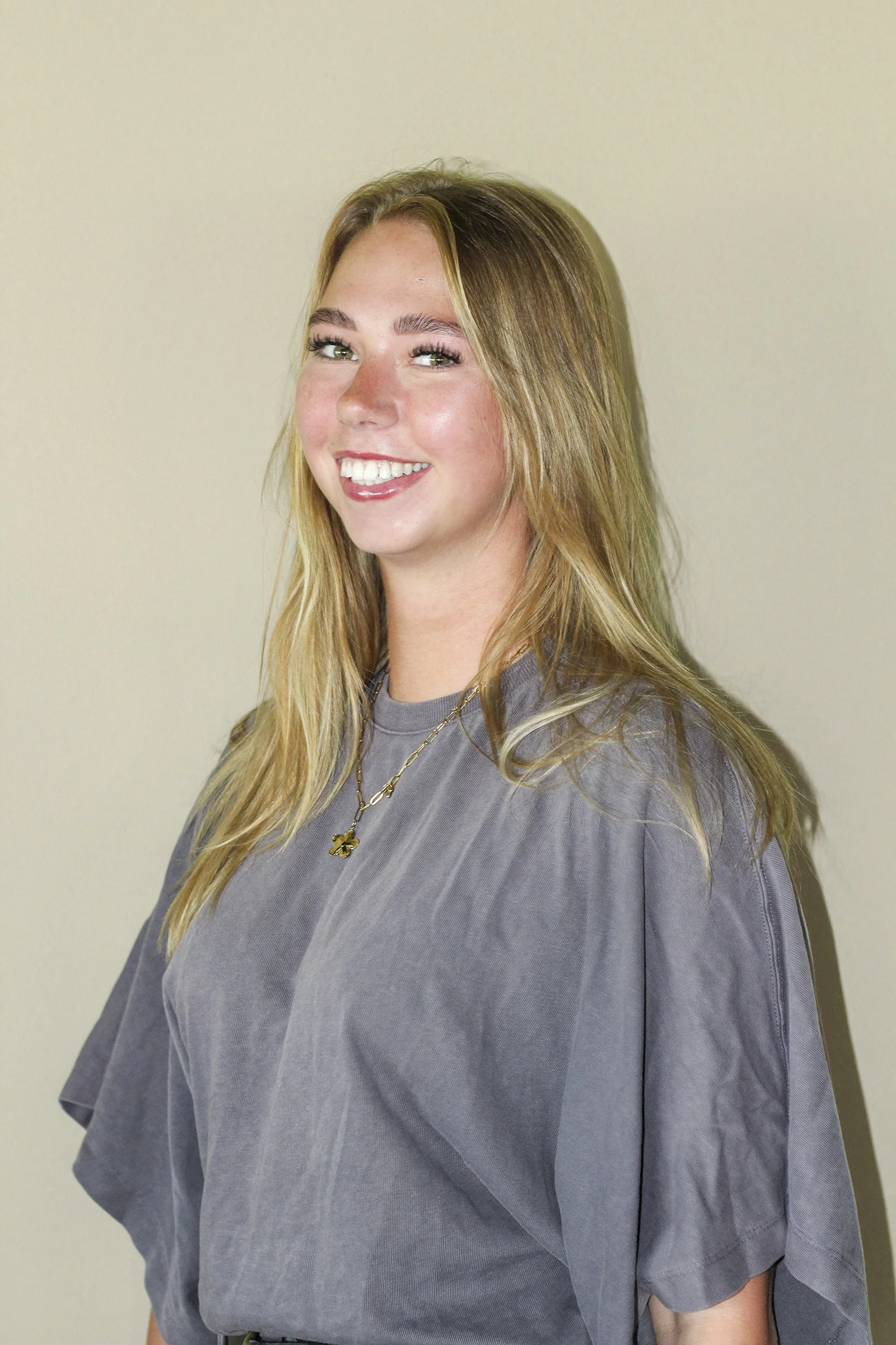 N'Joy Vlasman is onze administratieve topper en beheerder van de socials