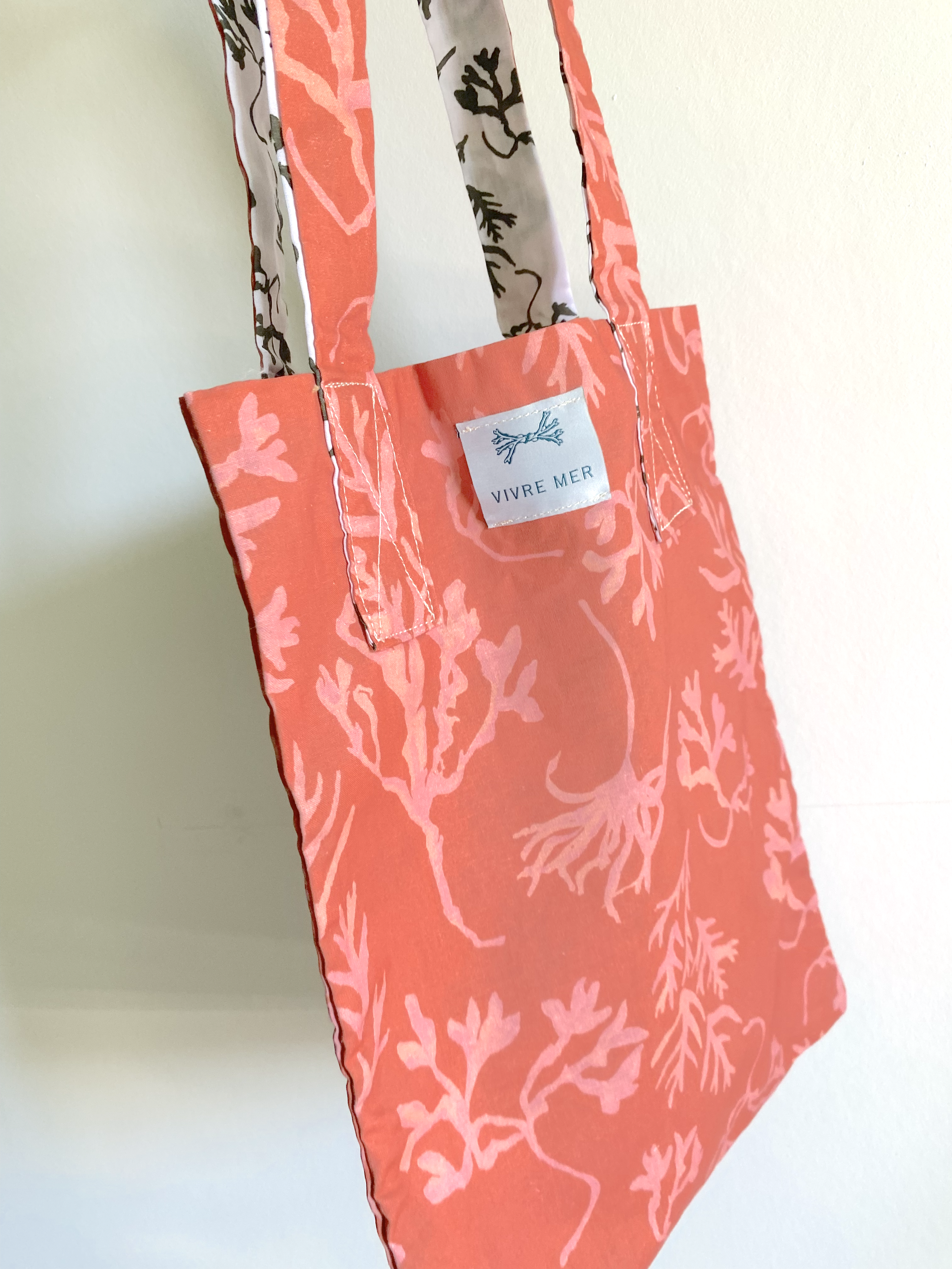 TOTE 2.png (Copy)