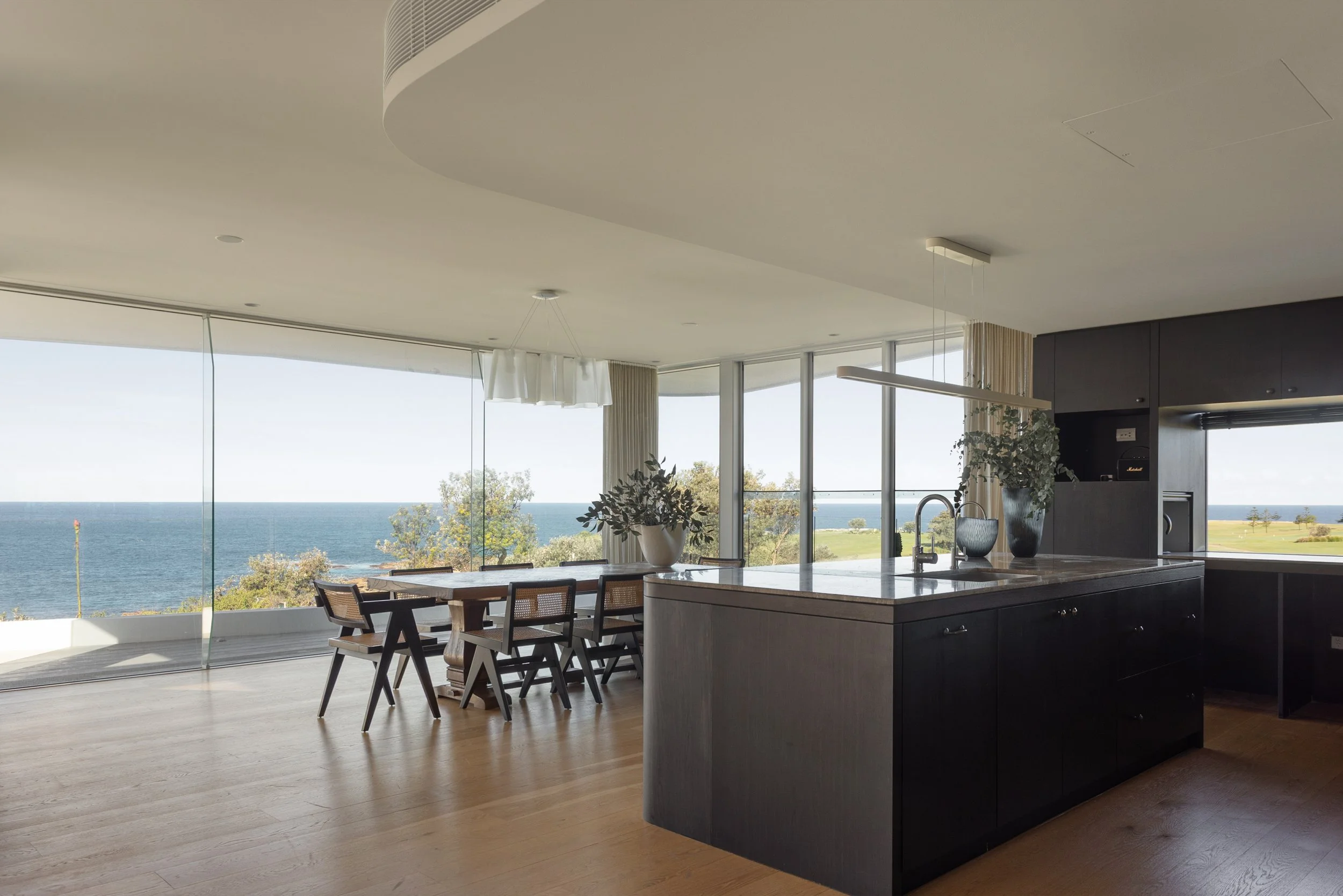 7 Dining Kitchen_a.jpg