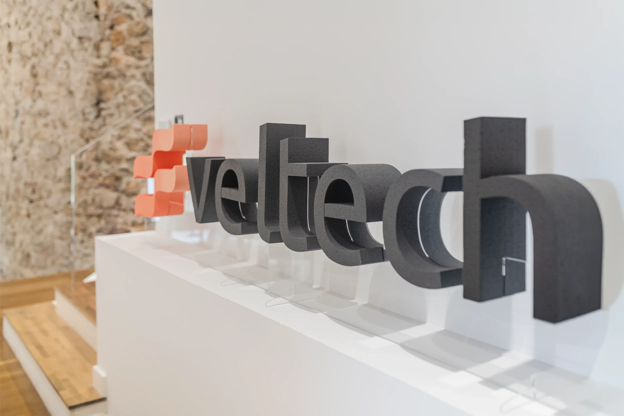 VELTECH-4.webp