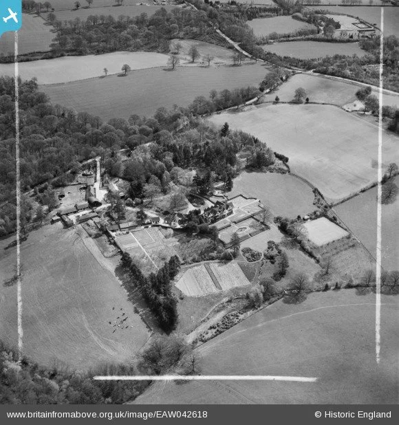 EAW042618.jpg