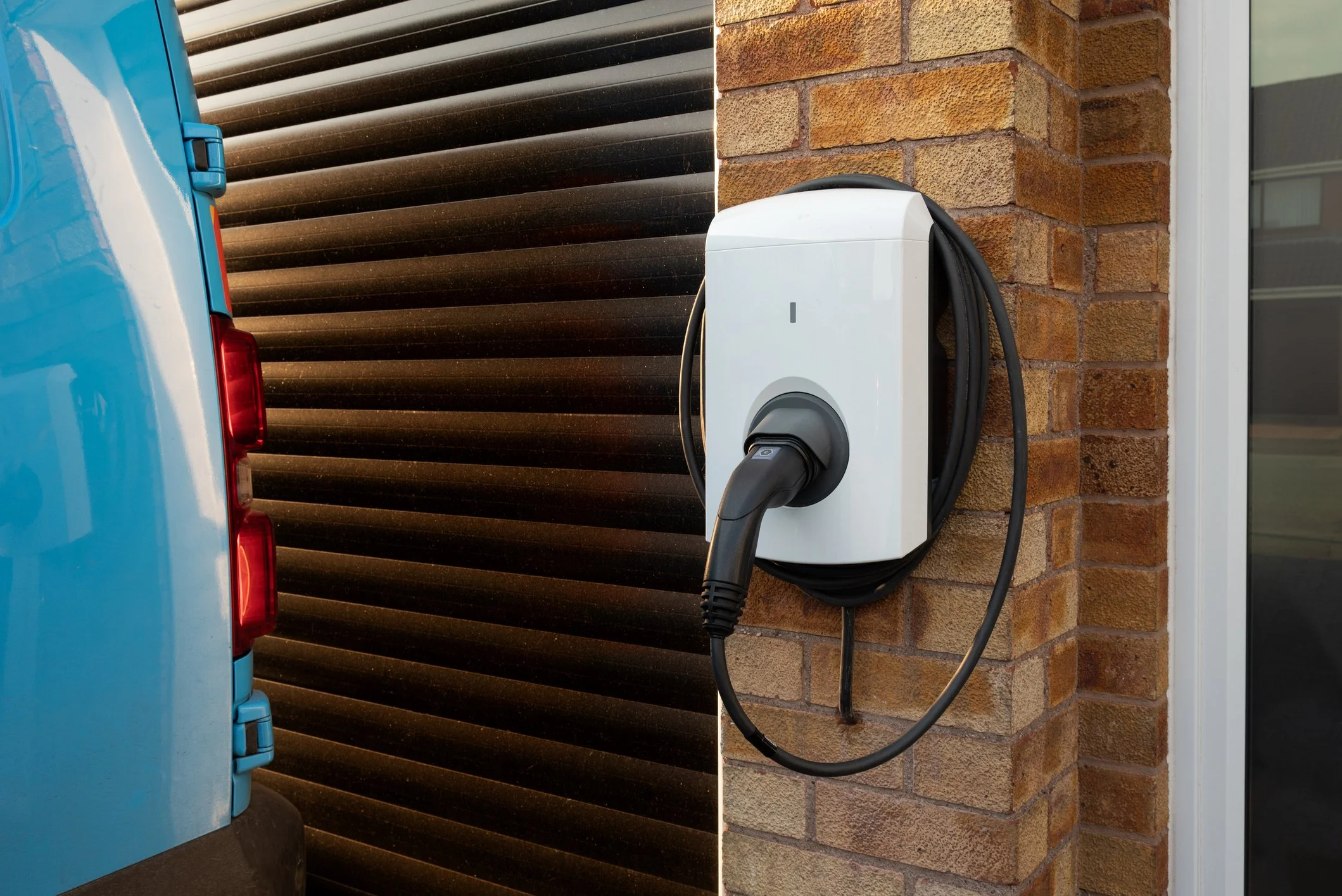 Electric vehicle. Design, installation, commissioning testing and maintenance.